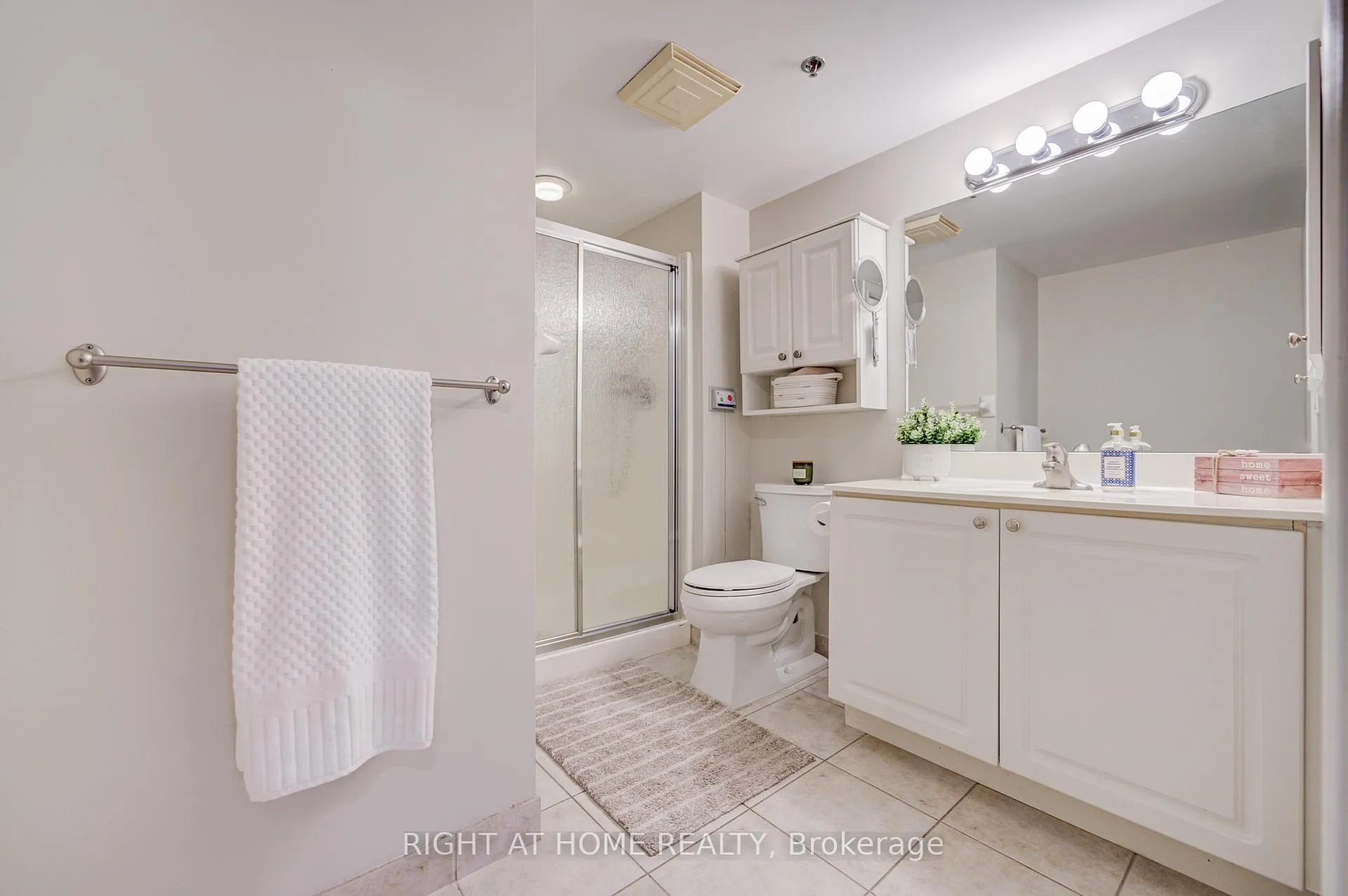 Photo 35 of Unit 2406, 100 Burloak Drive, Burlington, Appleby — HOMEH