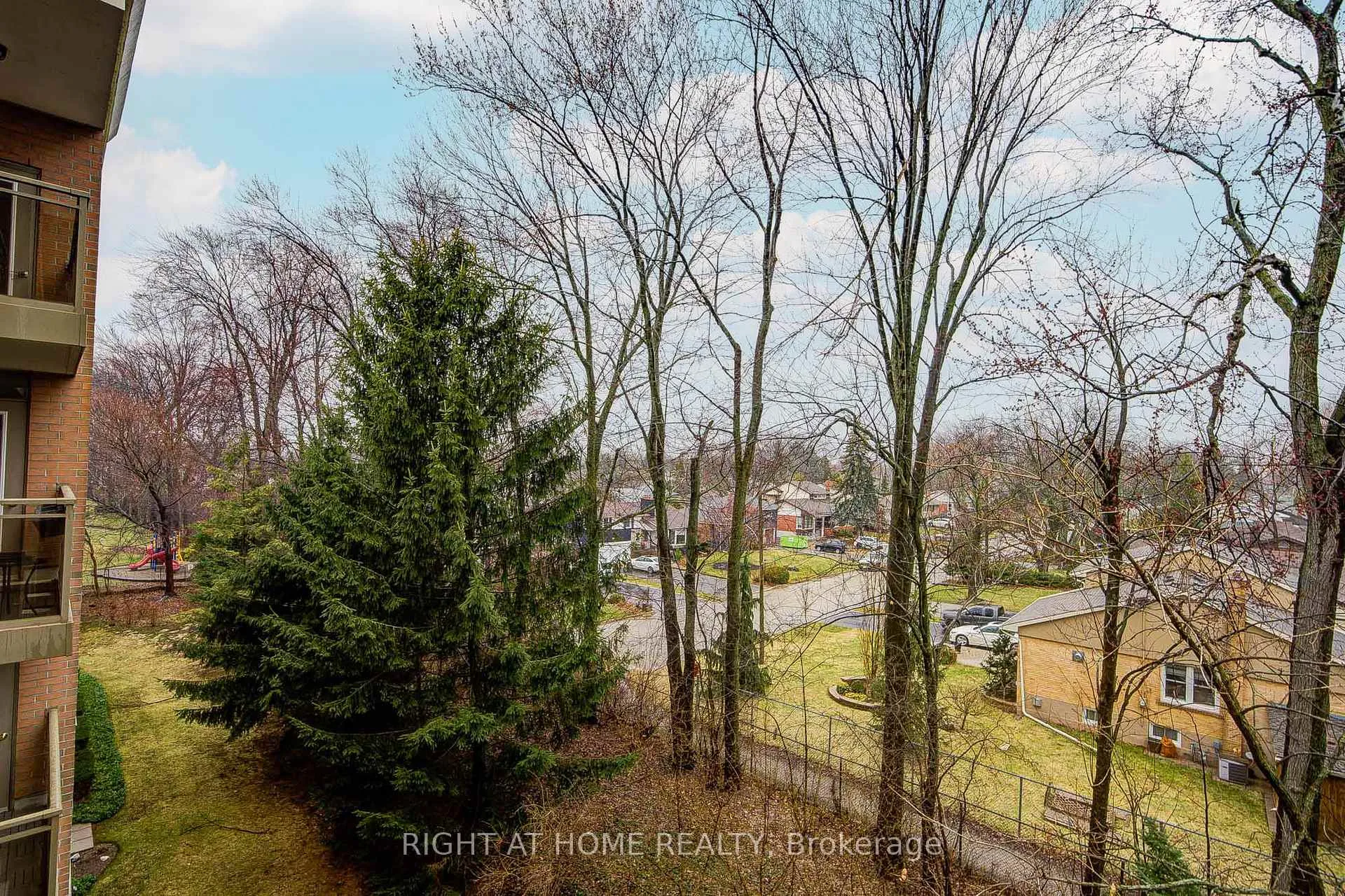 Photo 36 of Unit 2406, 100 Burloak Drive, Burlington, Appleby — HOMEH