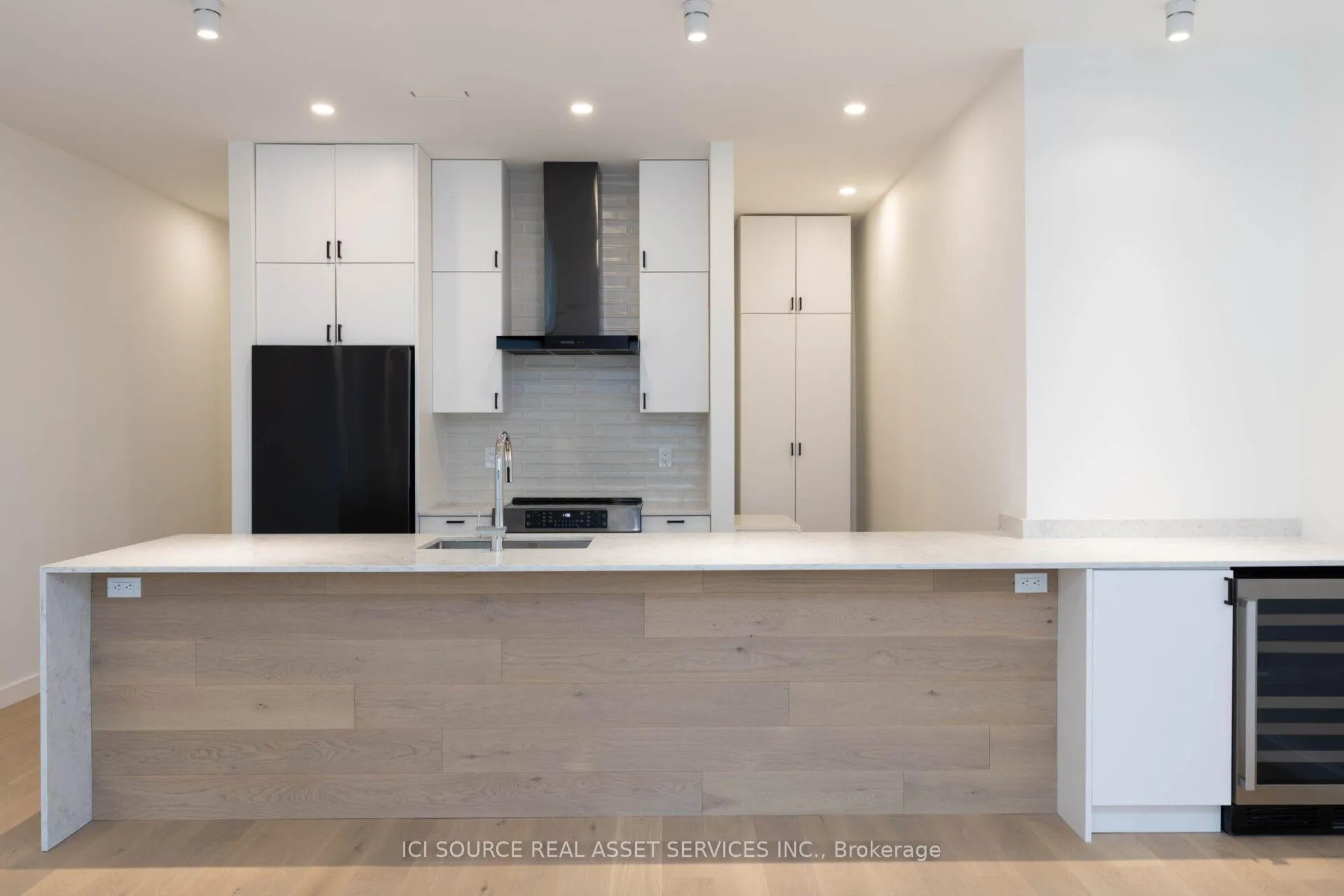 Photo 8 of Unit Unit D, 60 Jones Avenue, Toronto, South Riverdale — HOMEH