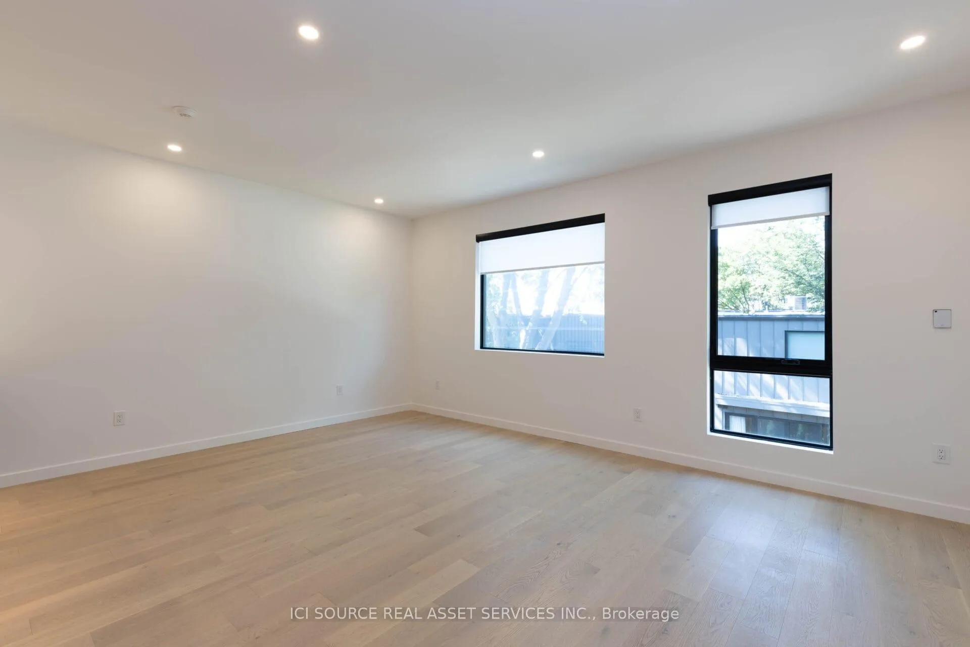 Photo 10 of Unit Unit D, 60 Jones Avenue, Toronto, South Riverdale — HOMEH