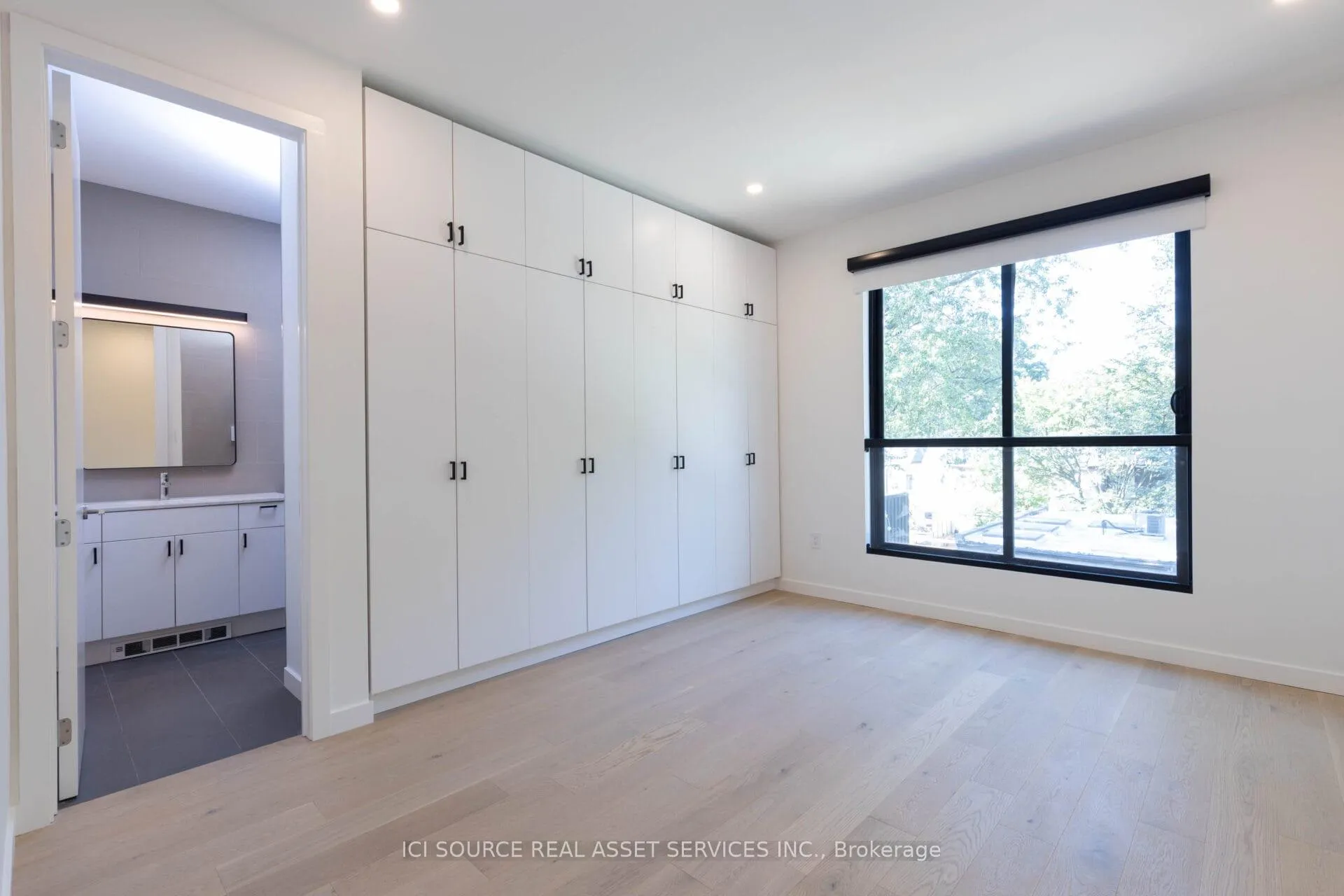 Photo 13 of Unit Unit D, 60 Jones Avenue, Toronto, South Riverdale — HOMEH