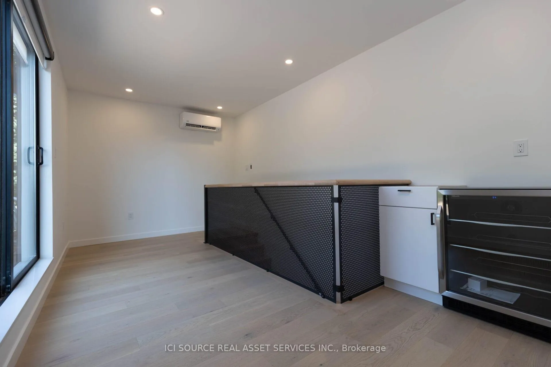 Photo 22 of Unit Unit D, 60 Jones Avenue, Toronto, South Riverdale — HOMEH