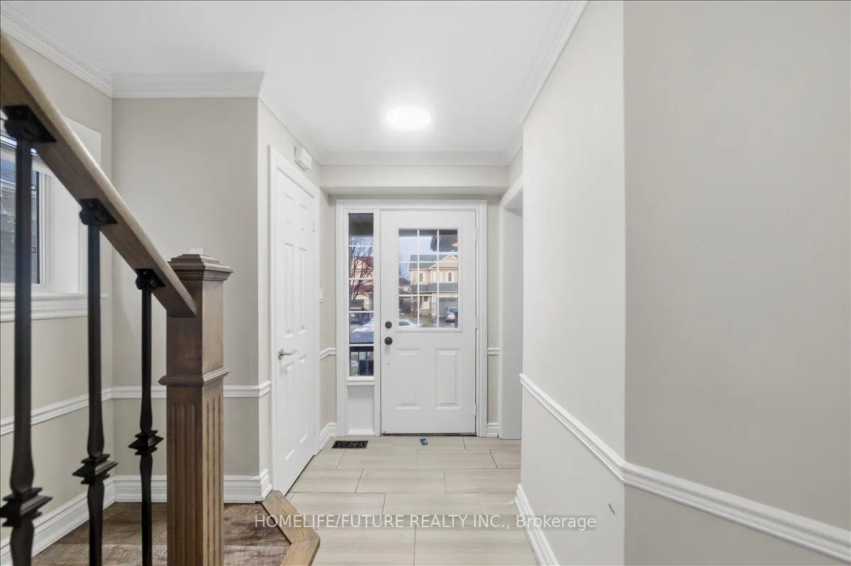 Photo 5 of 282 Scottsdale Drive, Clarington, Bowmanville — HOMEH