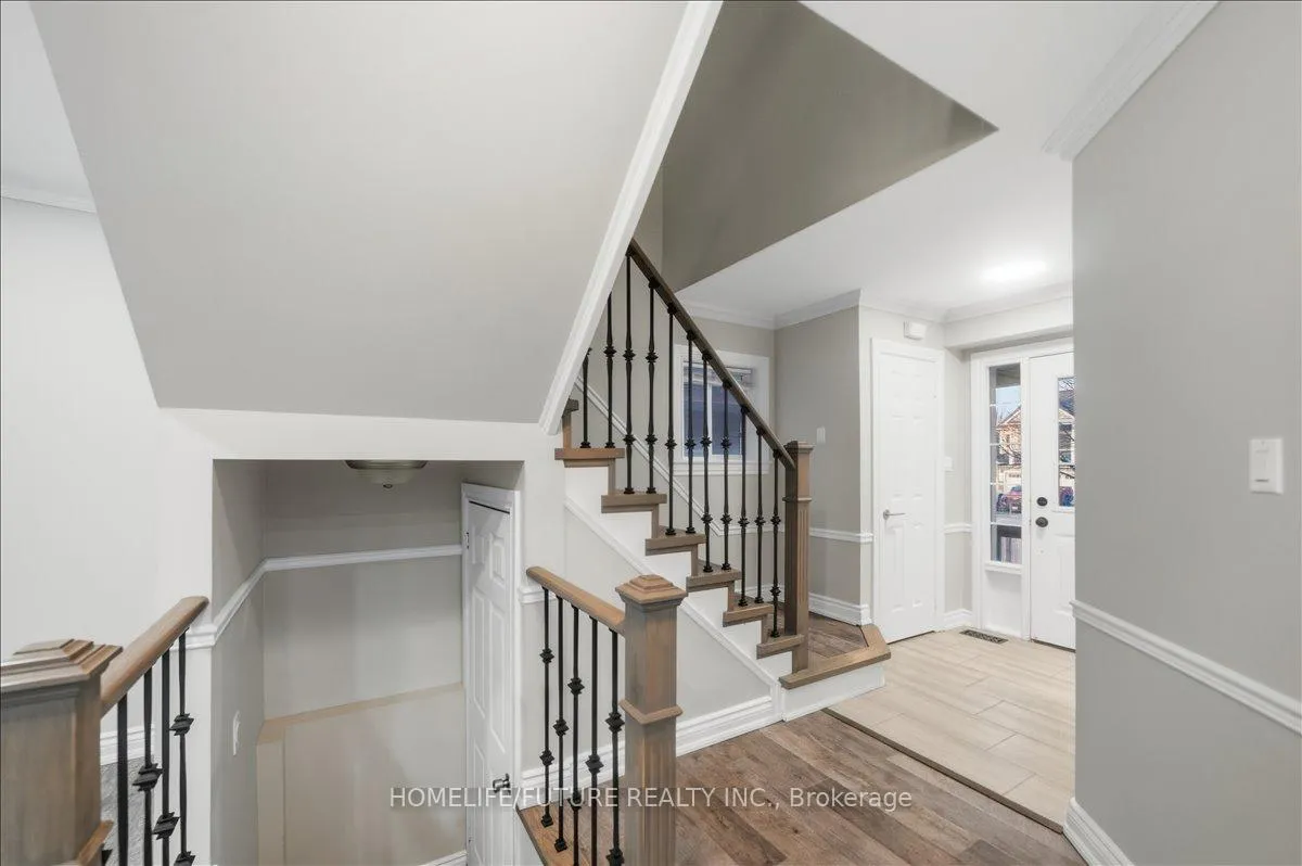 Photo 7 of 282 Scottsdale Drive, Clarington, Bowmanville — HOMEH
