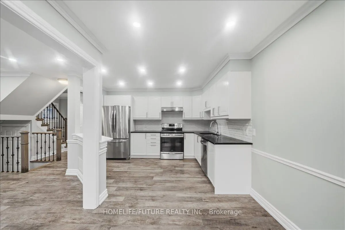 Photo 9 of 282 Scottsdale Drive, Clarington, Bowmanville — HOMEH
