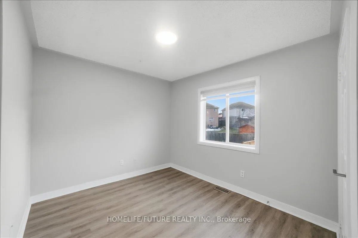 Photo 19 of 282 Scottsdale Drive, Clarington, Bowmanville — HOMEH