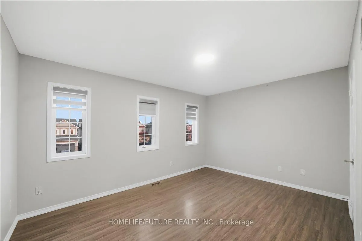 Photo 20 of 282 Scottsdale Drive, Clarington, Bowmanville — HOMEH