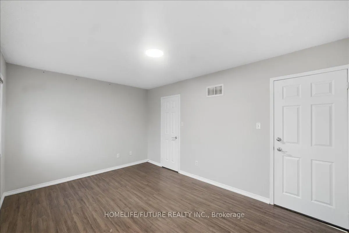 Photo 23 of 282 Scottsdale Drive, Clarington, Bowmanville — HOMEH
