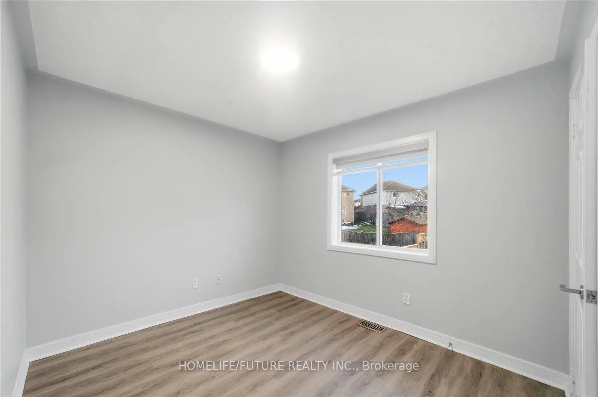 Photo 25 of 282 Scottsdale Drive, Clarington, Bowmanville — HOMEH