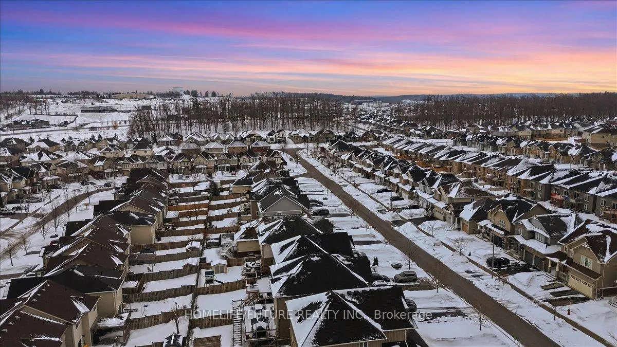 Photo 40 of 282 Scottsdale Drive, Clarington, Bowmanville — HOMEH