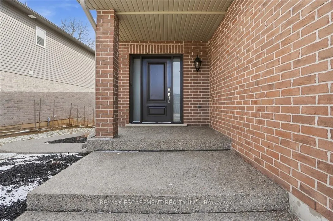 Photo 3 of 7 Peggy Way, Hamilton, Villages of Glancaster — HOMEH