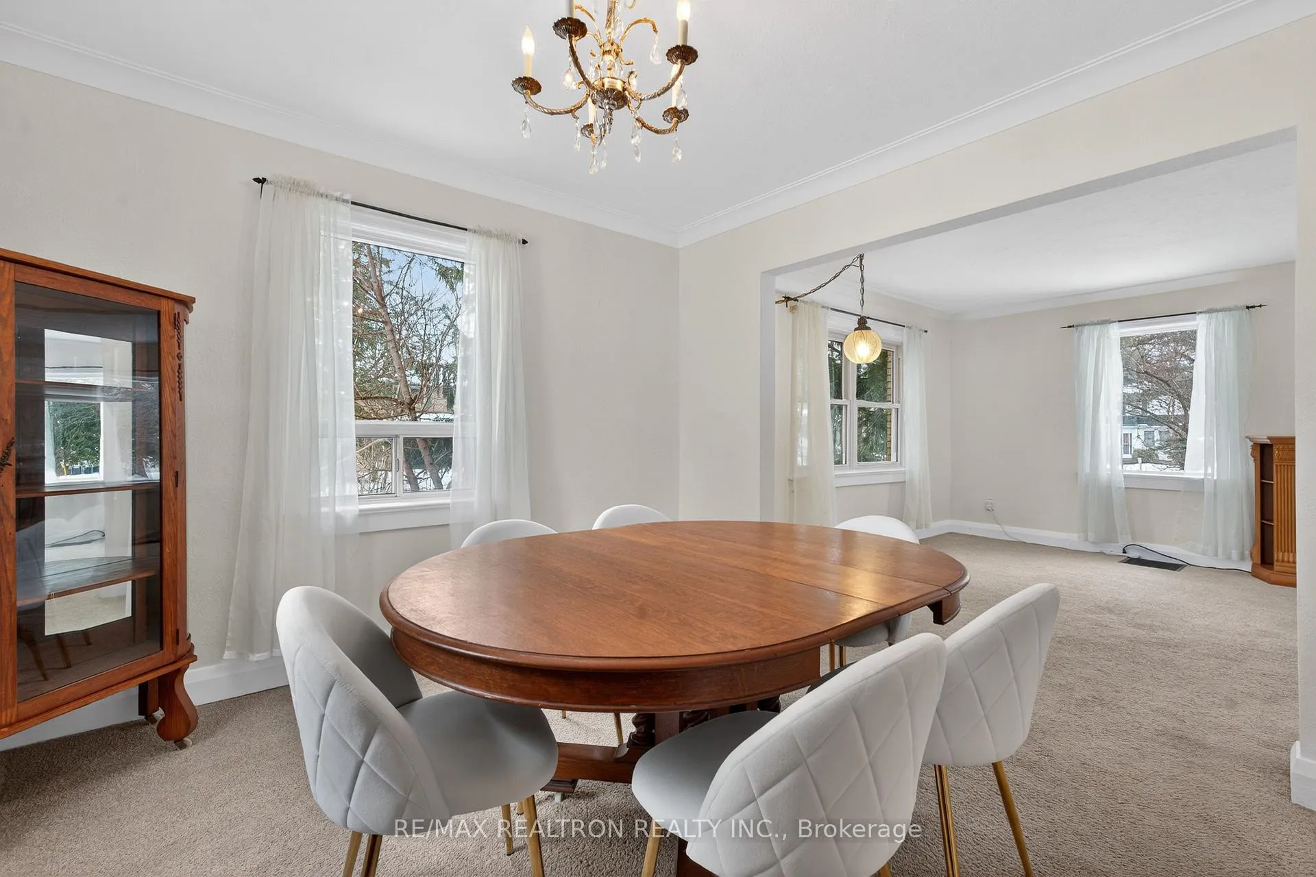 Photo 13 of 35 John Street, Markham, Thornhill — HOMEH