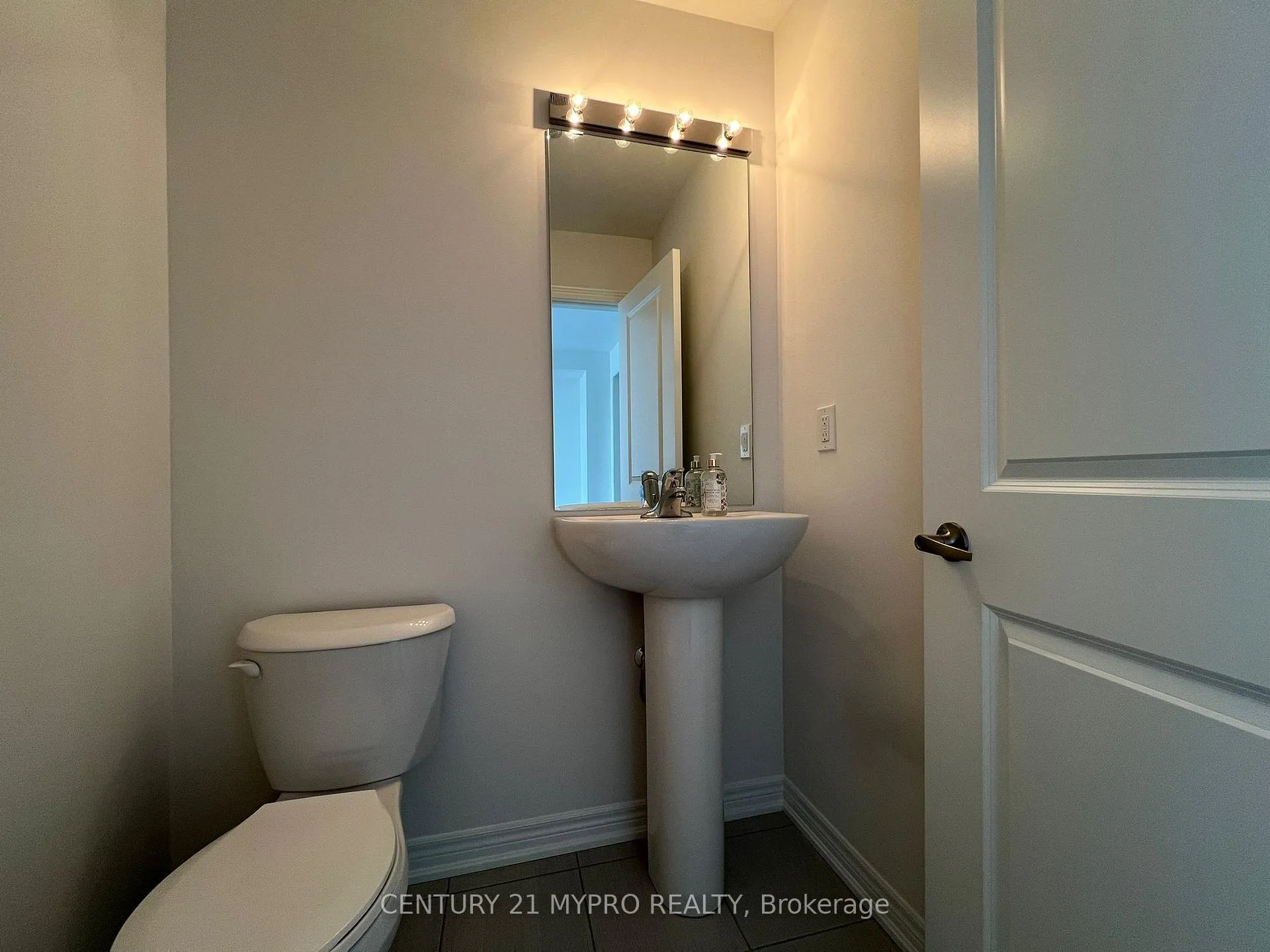 Photo 10 of 2934 Peter Matthews Drive, Pickering, Rural Pickering — HOMEH