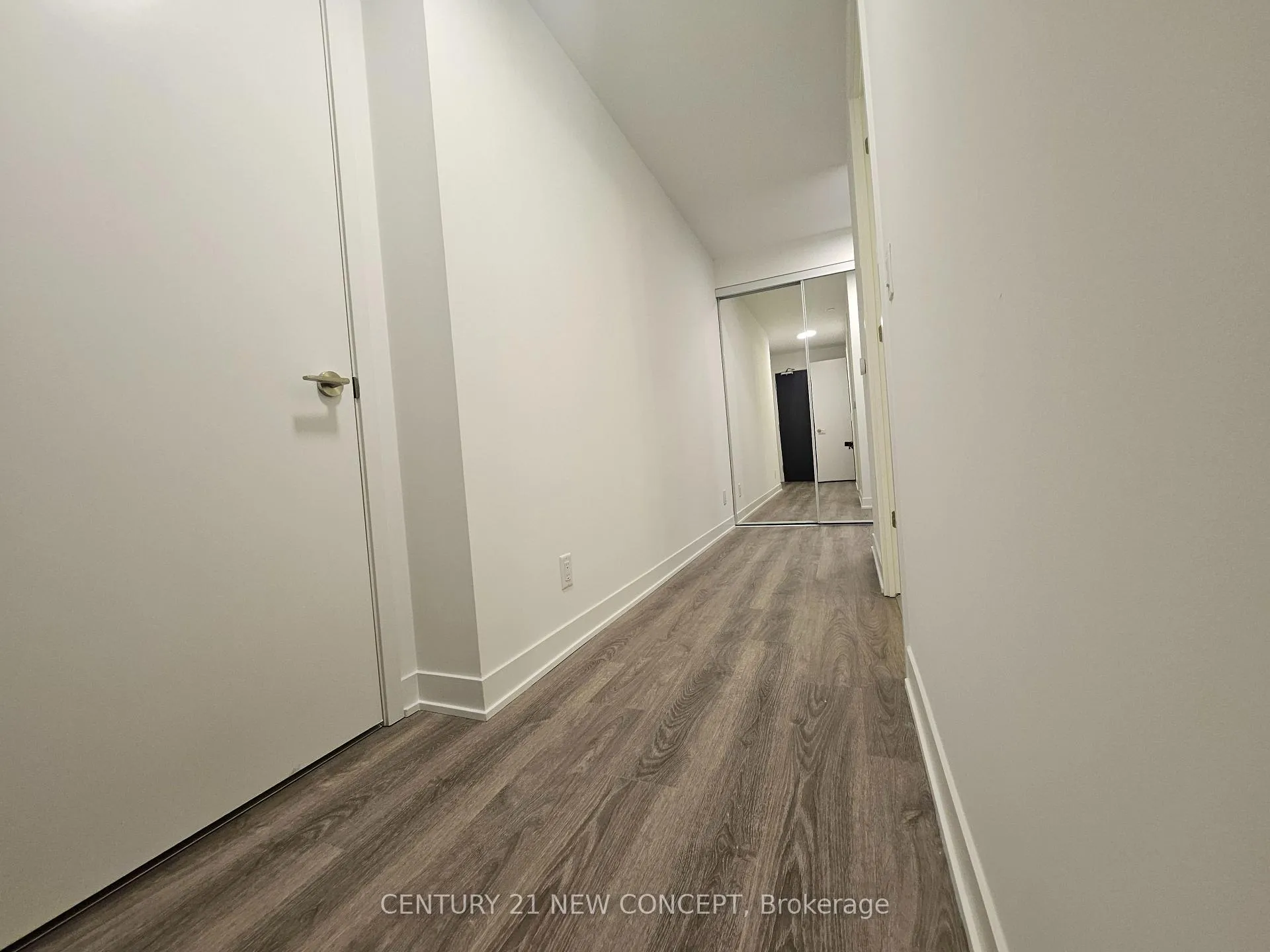 Photo 3 of Unit 3812, 180 Front Street, Toronto, Moss Park — HOMEH