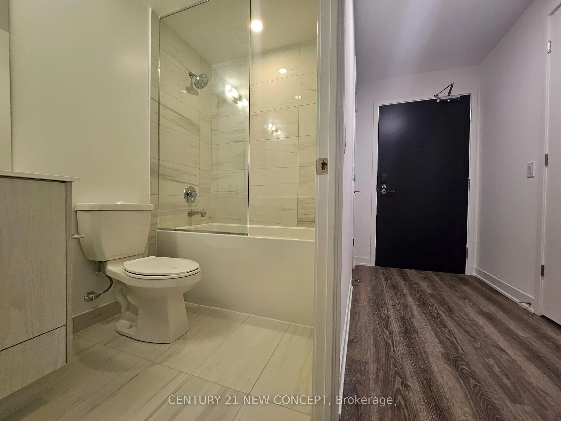 Photo 5 of Unit 3812, 180 Front Street, Toronto, Moss Park — HOMEH