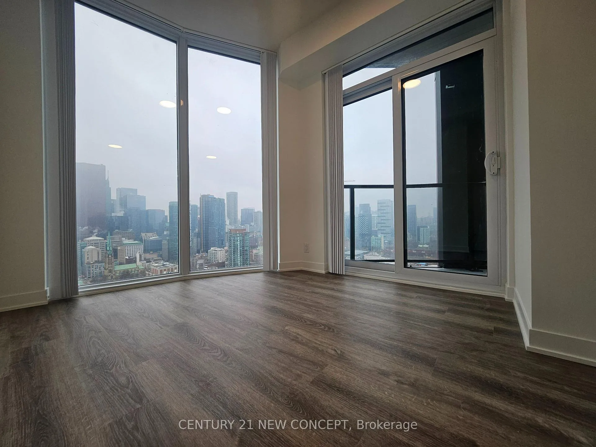 Photo 16 of Unit 3812, 180 Front Street, Toronto, Moss Park — HOMEH