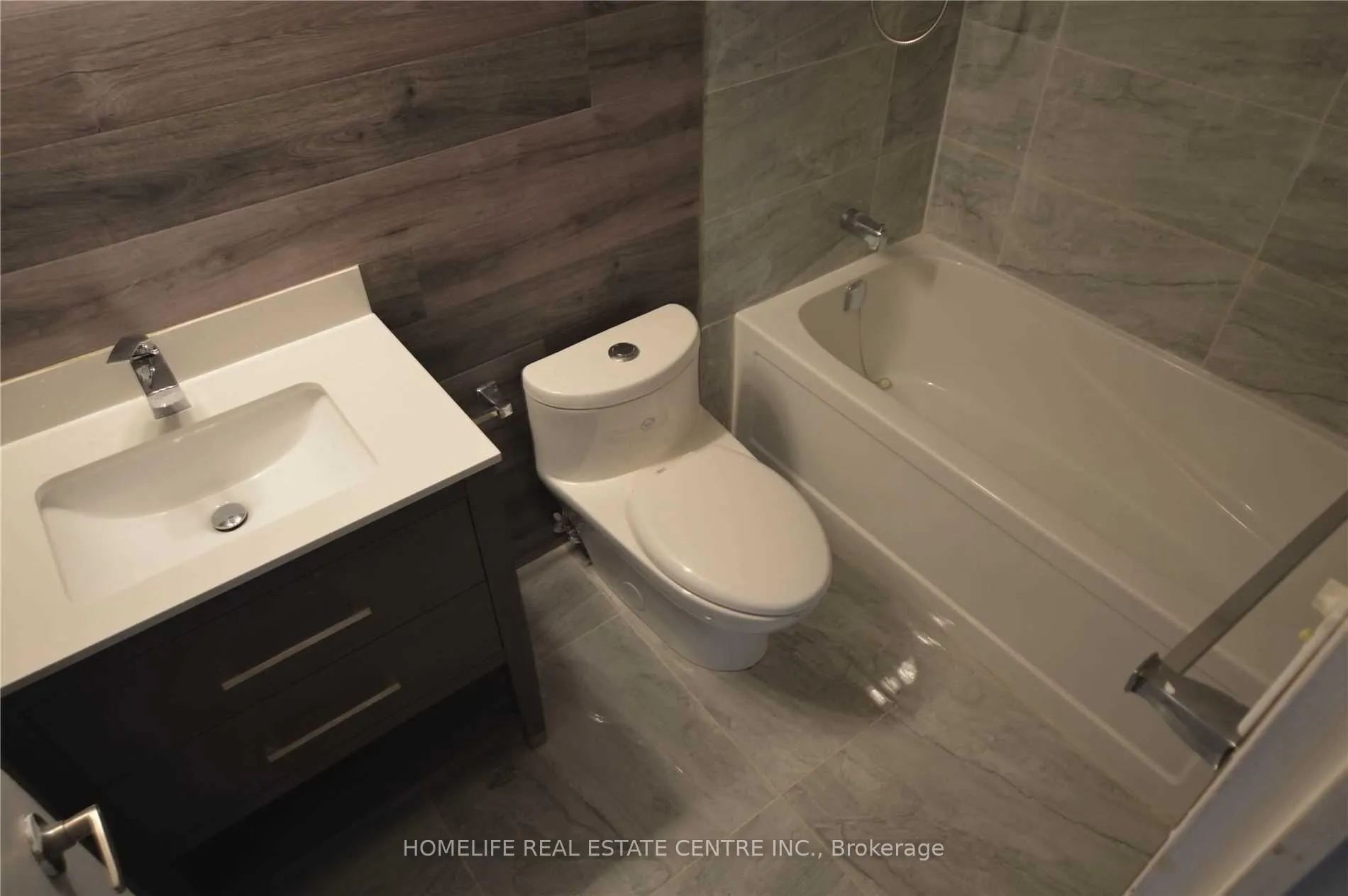 Photo 13 of Unit 1903, 17 Knightsbridge Road, Brampton, Queen Street Corridor — HOMEH