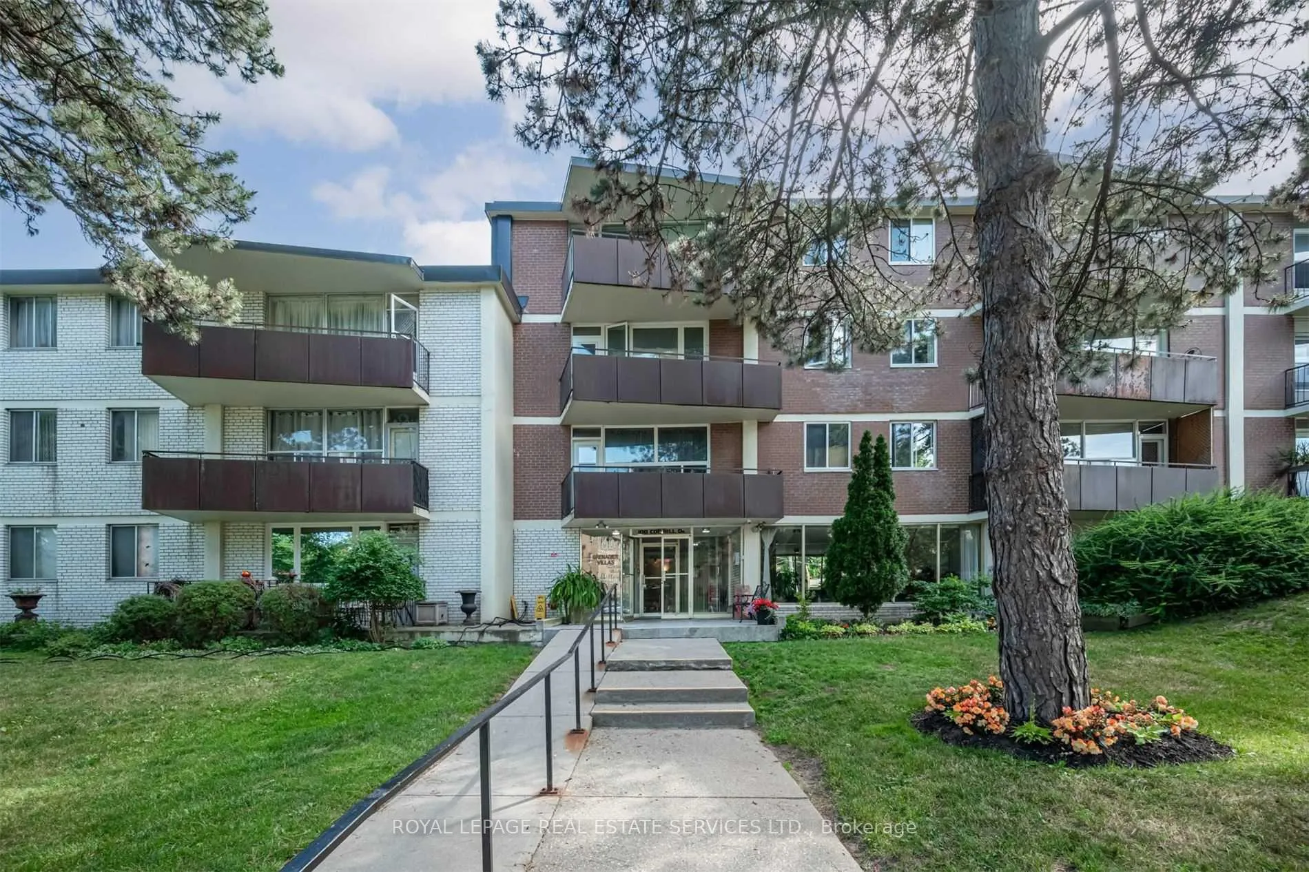 Photo 1 of Unit 106, 100 Coe Hill Drive, Toronto, High Park-Swansea — HOMEH