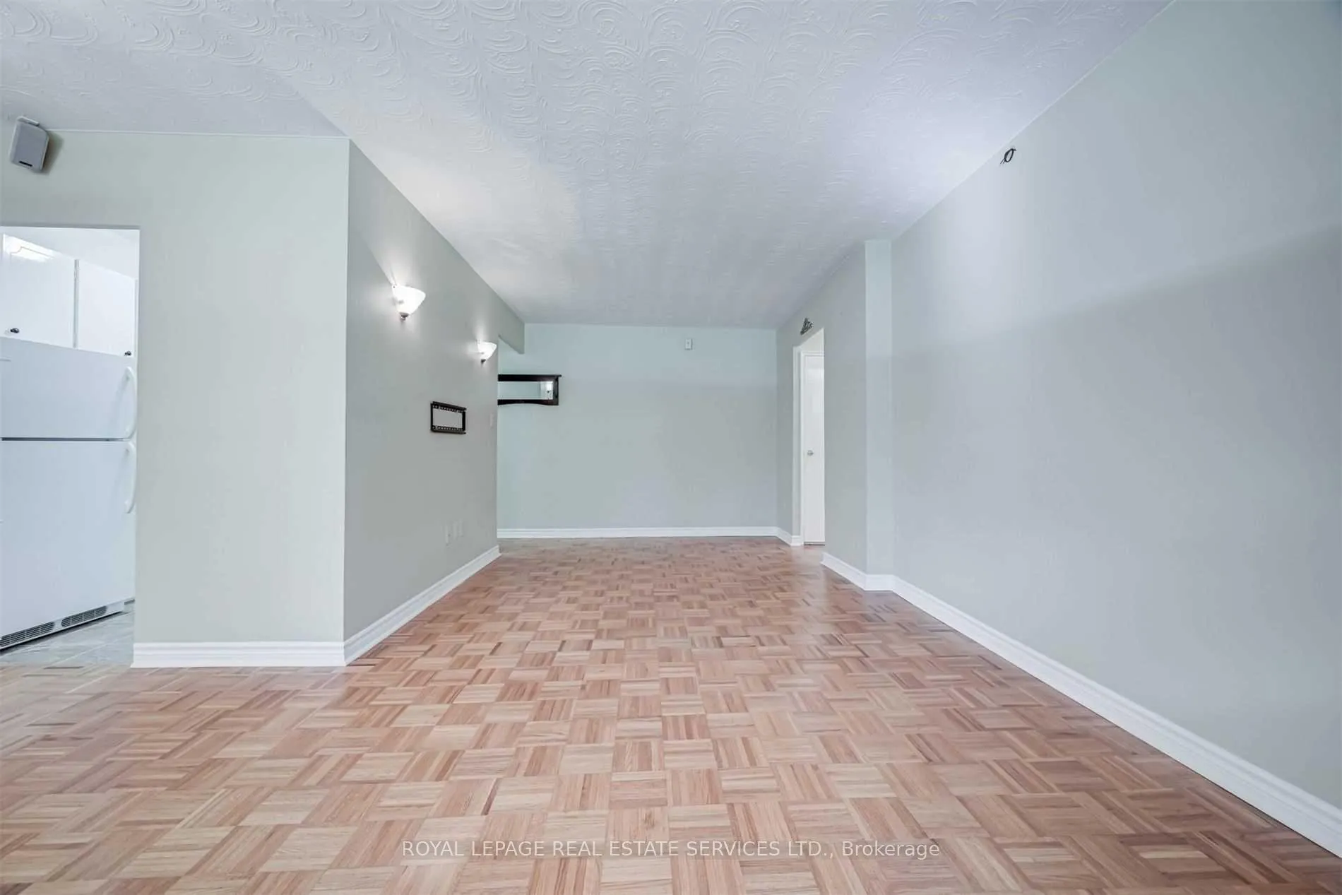 Photo 10 of Unit 106, 100 Coe Hill Drive, Toronto, High Park-Swansea — HOMEH