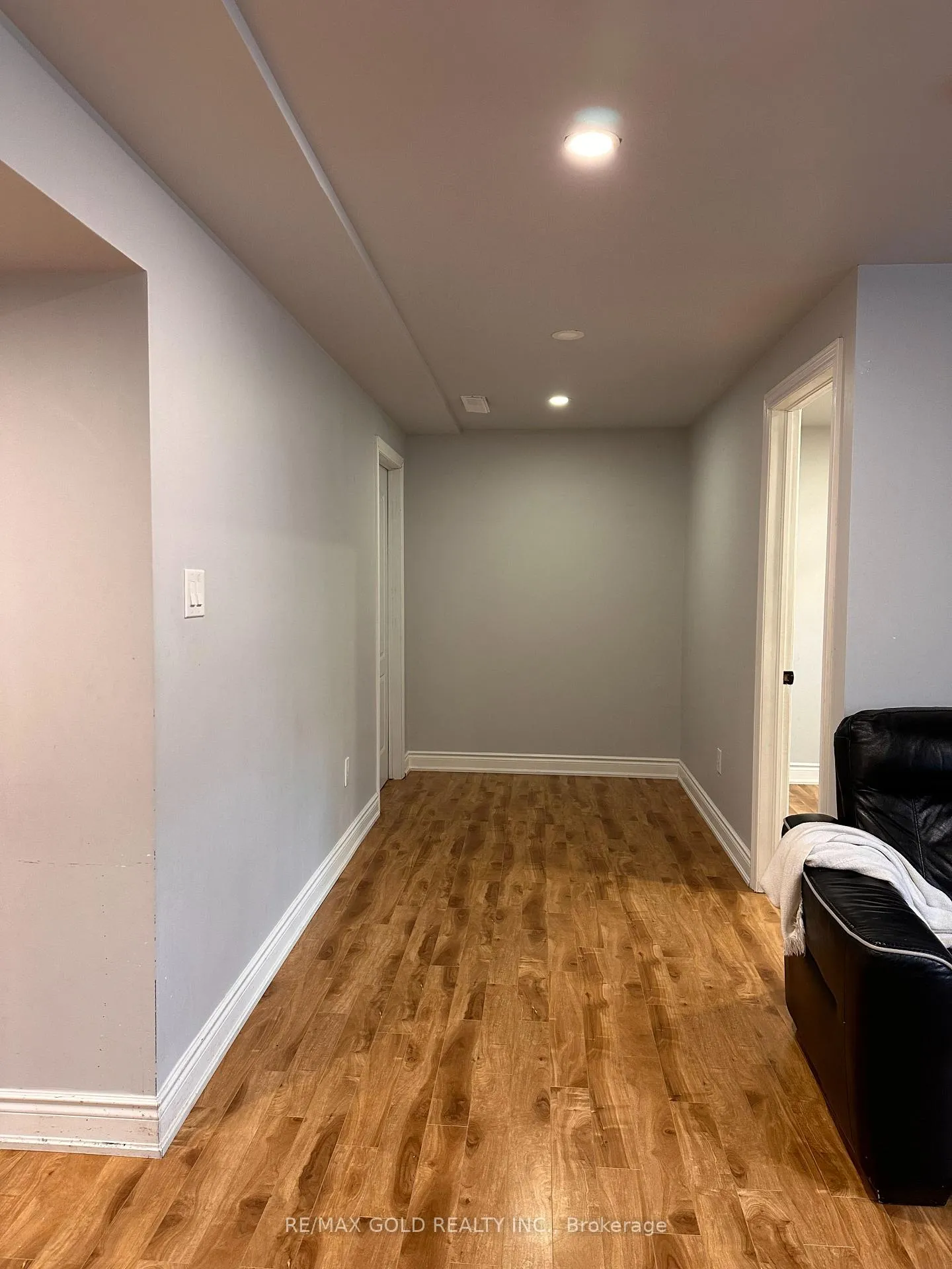 Photo 15 of 25 Junetown Circle, Brampton, Credit Valley — HOMEH