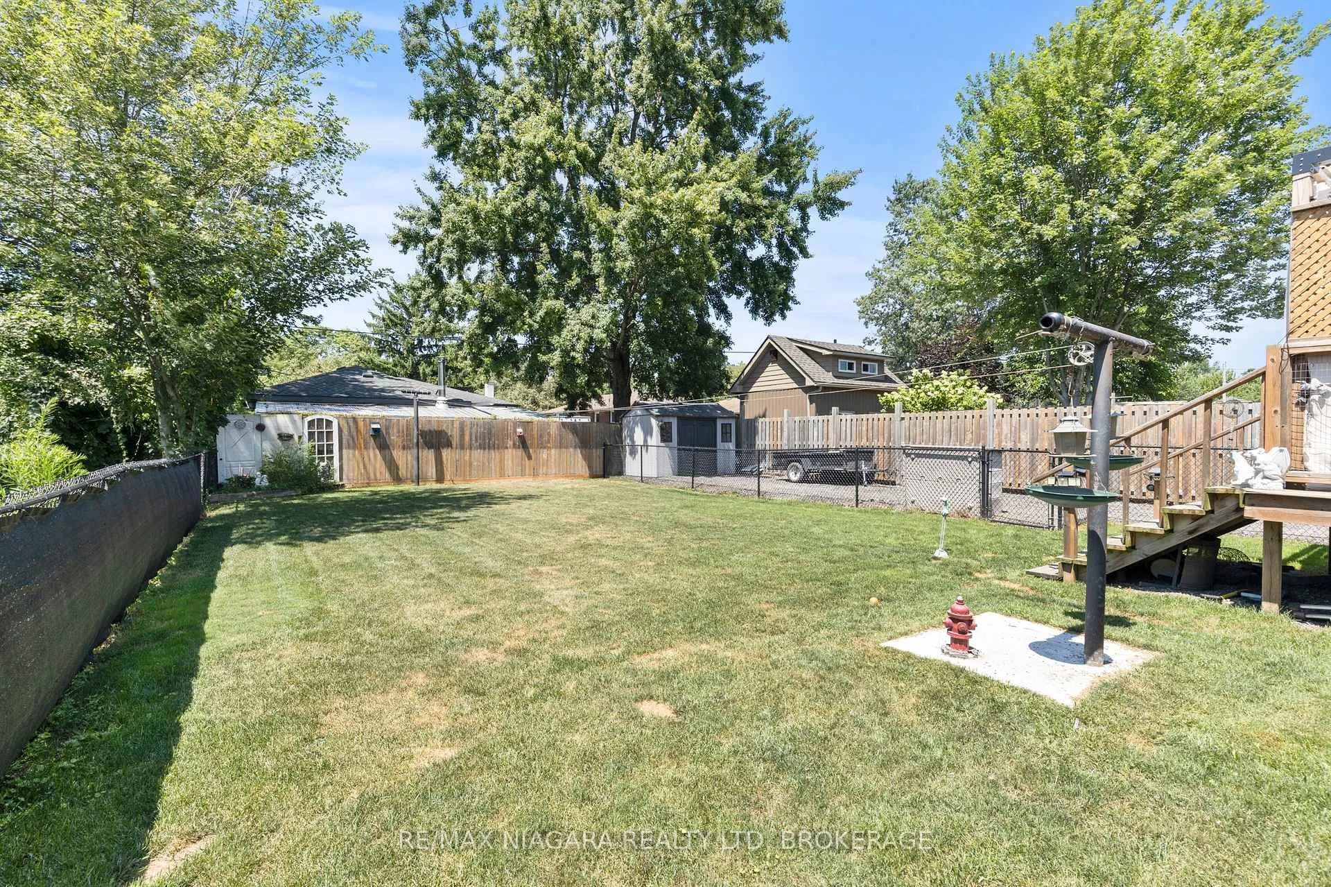 Photo 28 of 236 Cutress Avenue, Welland, Broadway — HOMEH