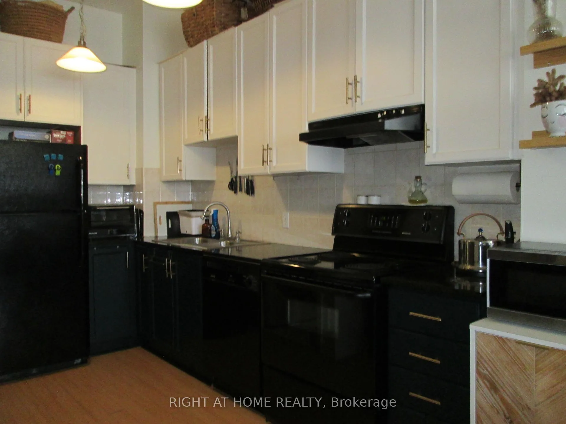 Photo 5 of Unit 206, 797 Don Mills Road, Toronto, Flemingdon Park — HOMEH