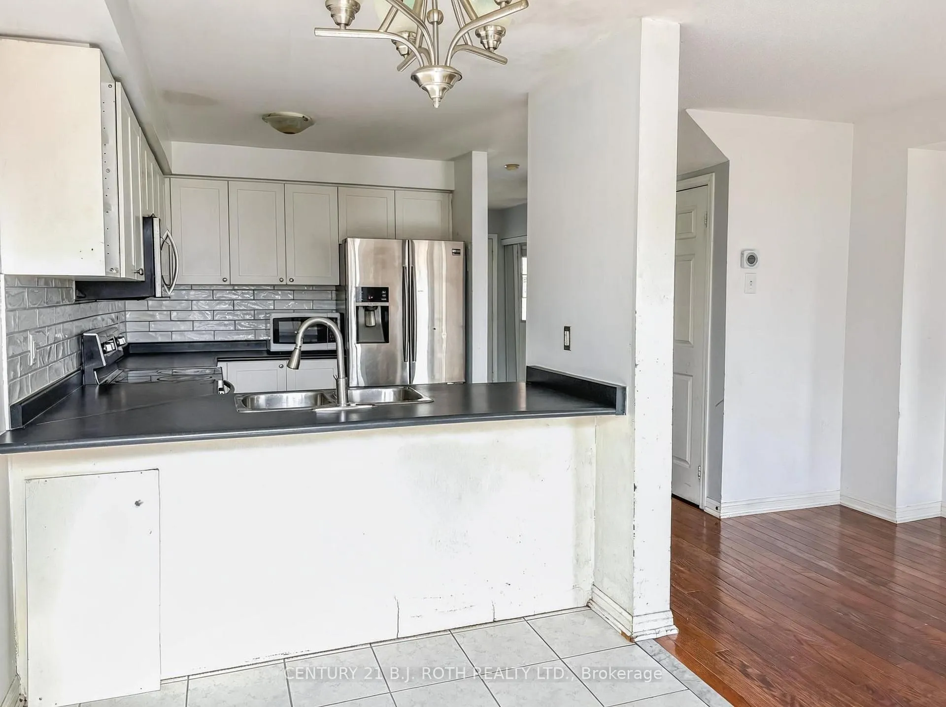 Photo 6 of 60 Ridwell Street, Barrie, Edgehill Drive — HOMEH