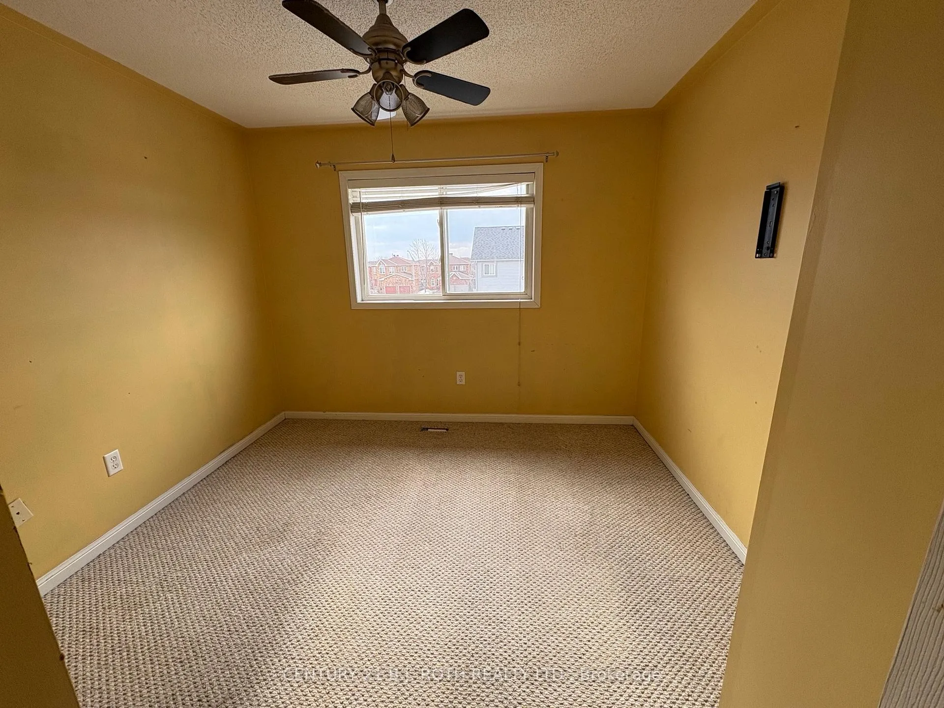 Photo 14 of 60 Ridwell Street, Barrie, Edgehill Drive — HOMEH