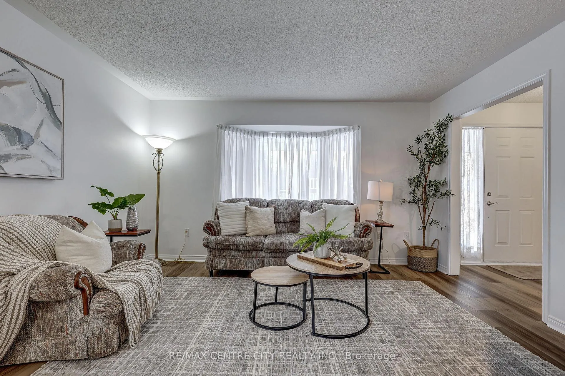Photo 5 of 95 Dufferin Street, Aylmer — HOMEH