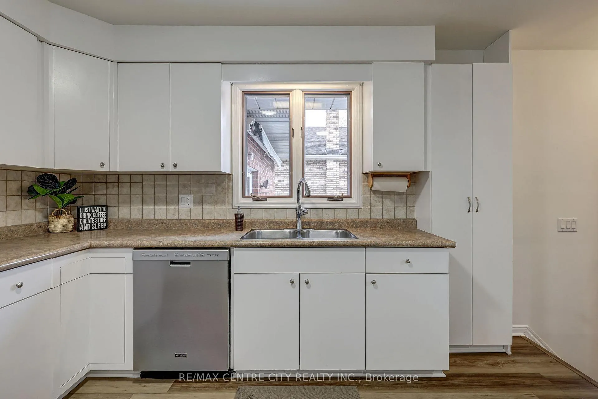 Photo 12 of 95 Dufferin Street, Aylmer — HOMEH