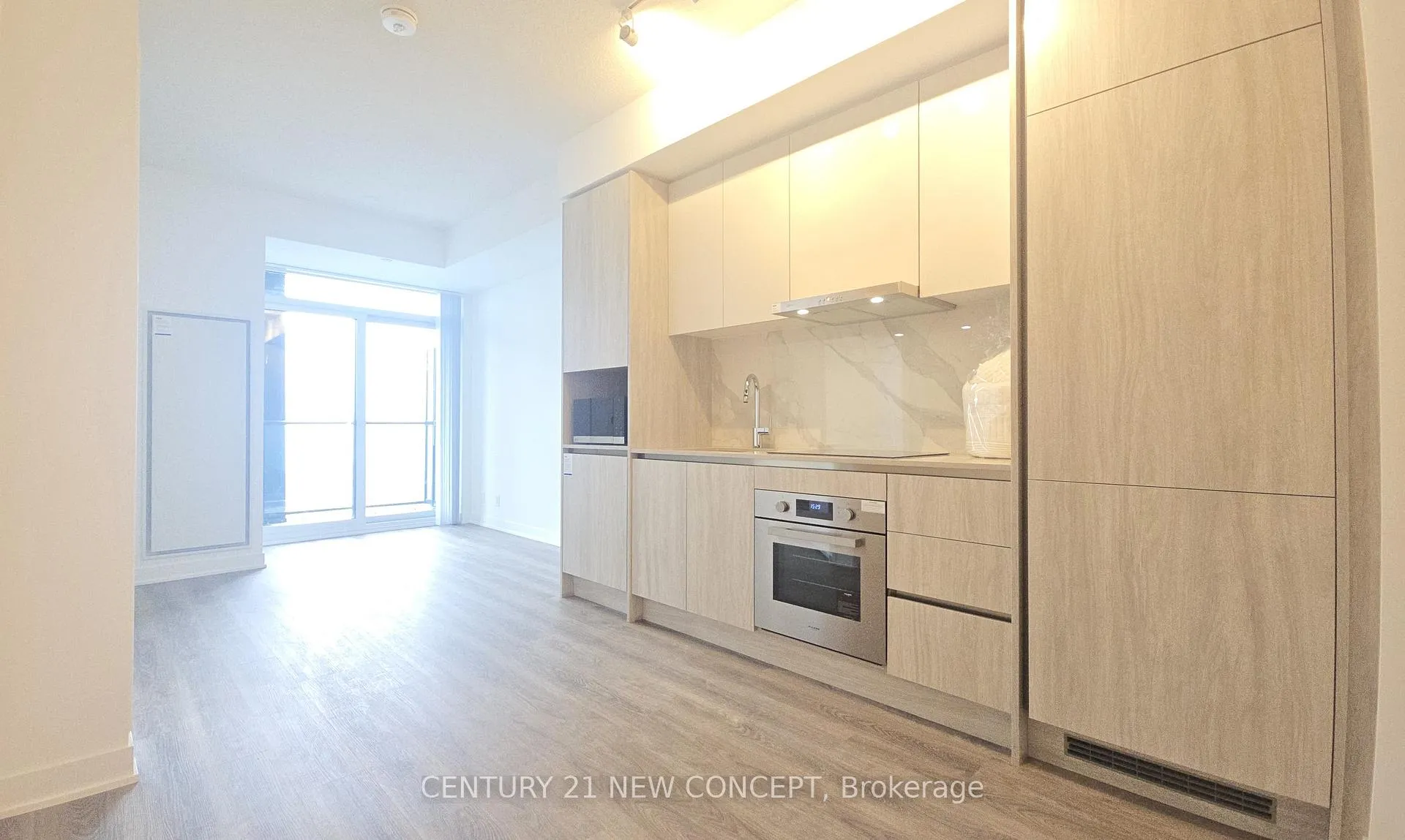 Photo 4 of Unit 3809, 180 Front Street E, Toronto, Moss Park — HOMEH