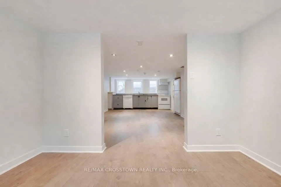Photo 7 of 120 Dundonald Street, Barrie, Codrington — HOMEH