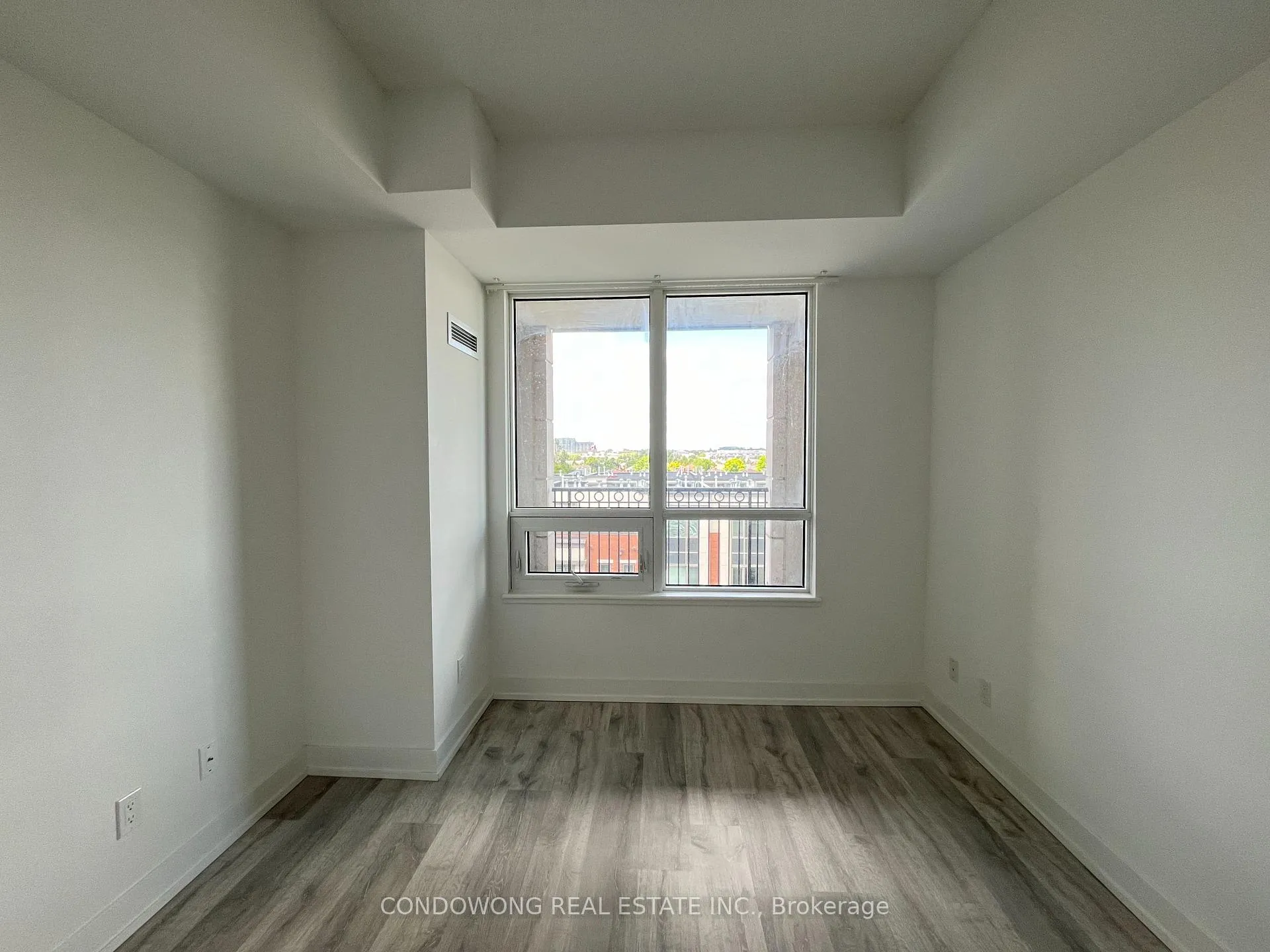 Photo 5 of Unit 627W, 268 Buchanan Drive, Markham, Unionville — HOMEH