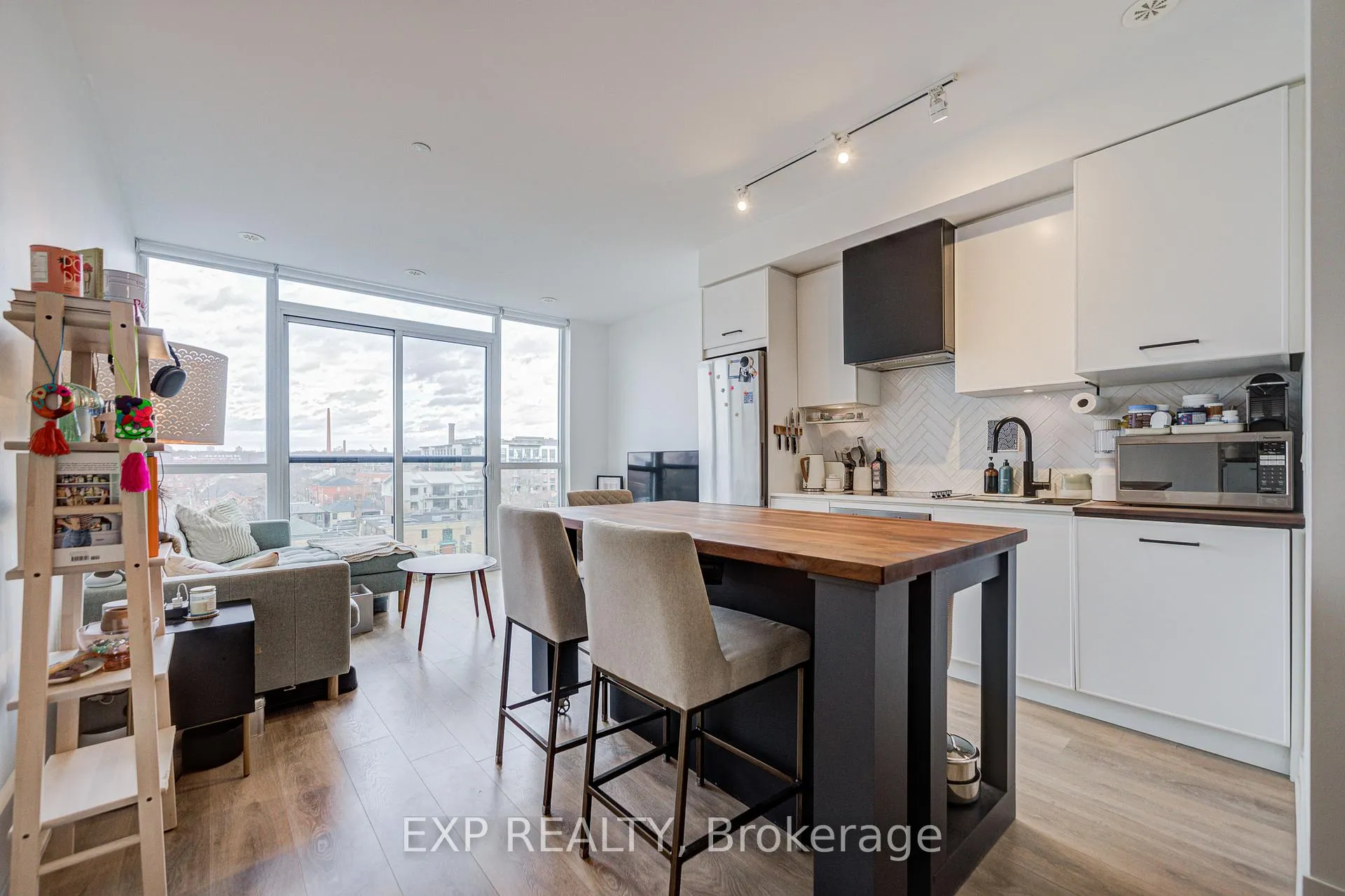 Photo 1 of Unit 604, 899 Queen Street E, Toronto, South Riverdale — HOMEH