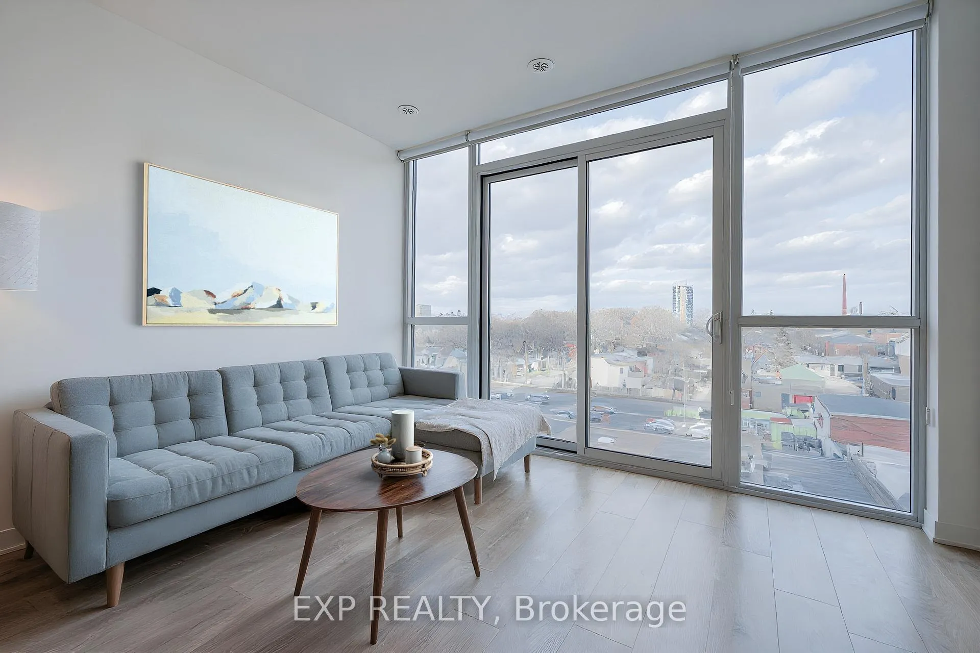 Photo 2 of Unit 604, 899 Queen Street E, Toronto, South Riverdale — HOMEH