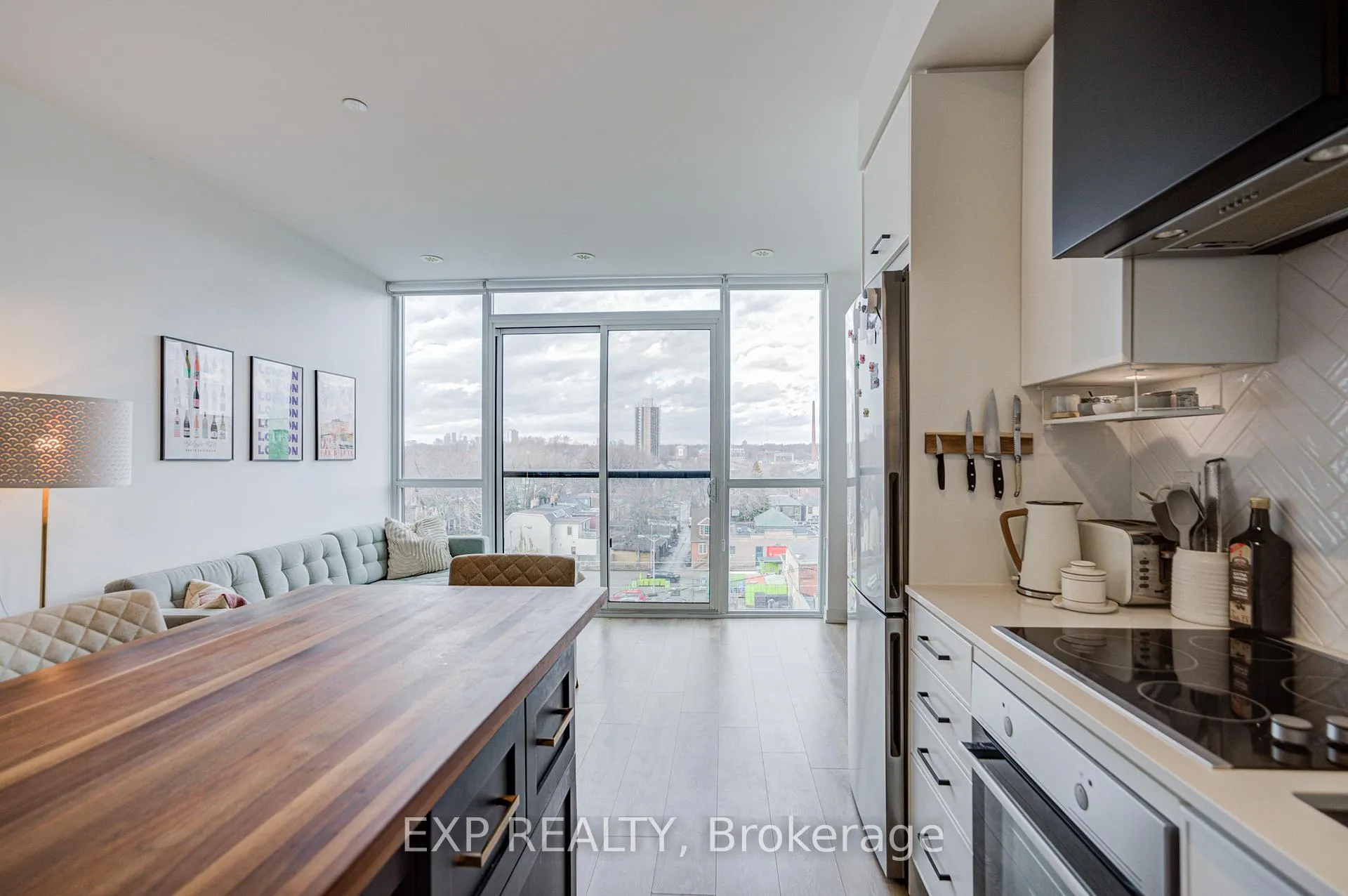 Photo 8 of Unit 604, 899 Queen Street E, Toronto, South Riverdale — HOMEH