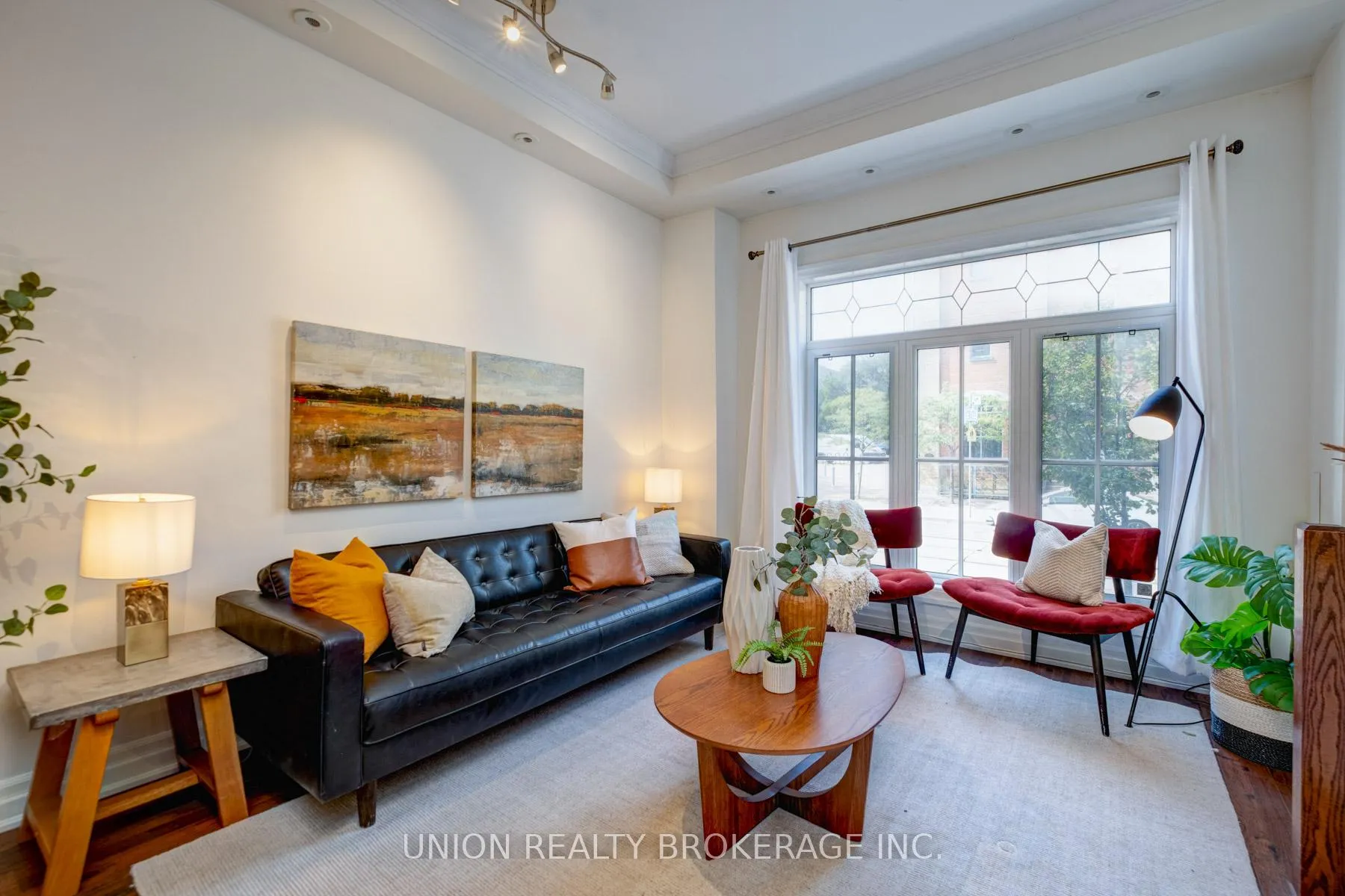 Photo 10 of 443C Queen Street E, Toronto, Moss Park — HOMEH