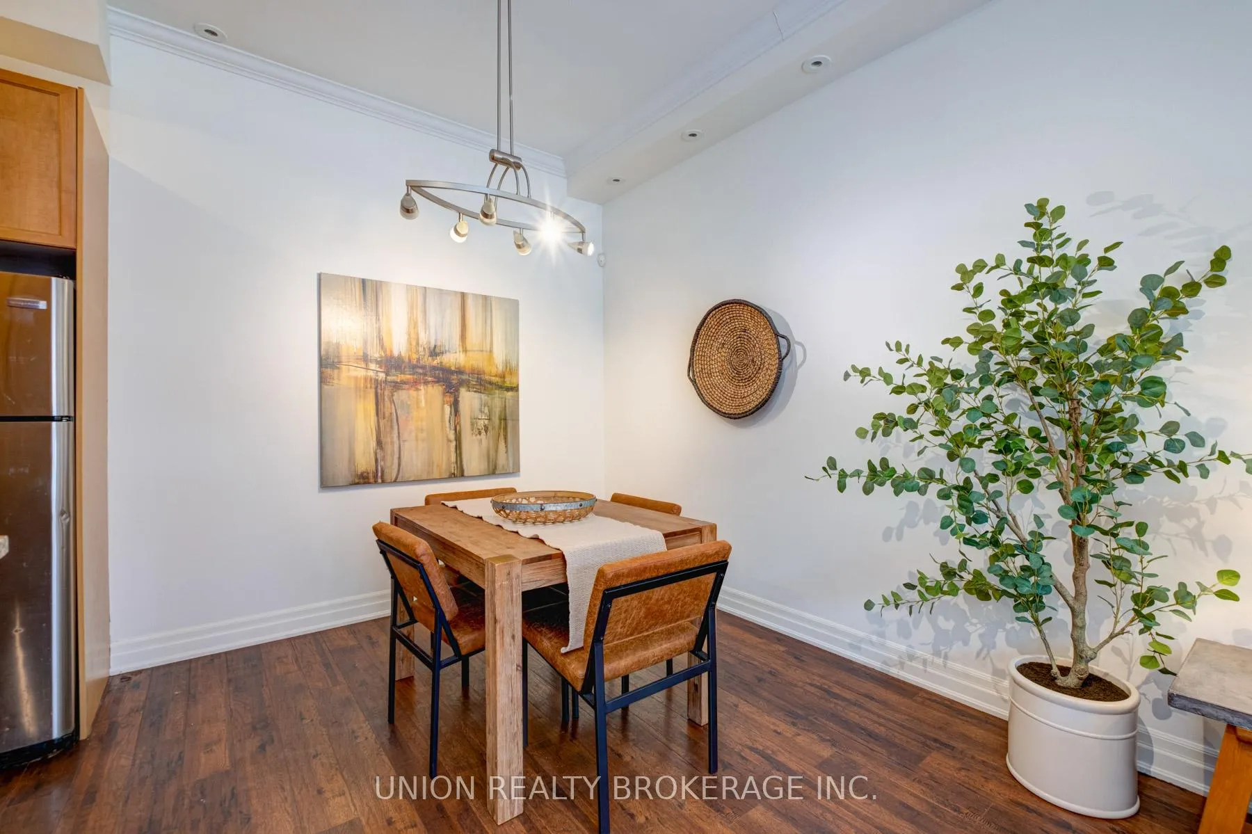 Photo 12 of 443C Queen Street E, Toronto, Moss Park — HOMEH