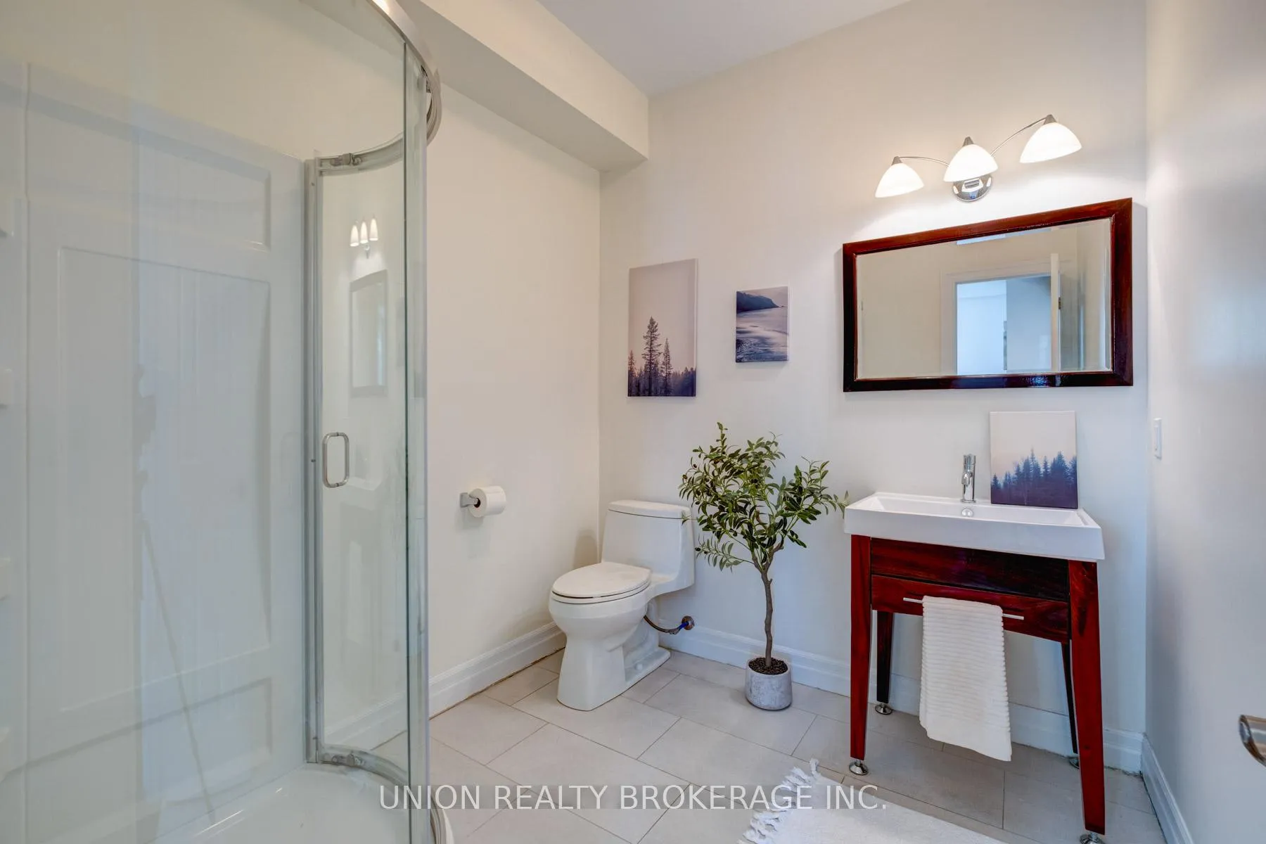 Photo 18 of 443C Queen Street E, Toronto, Moss Park — HOMEH
