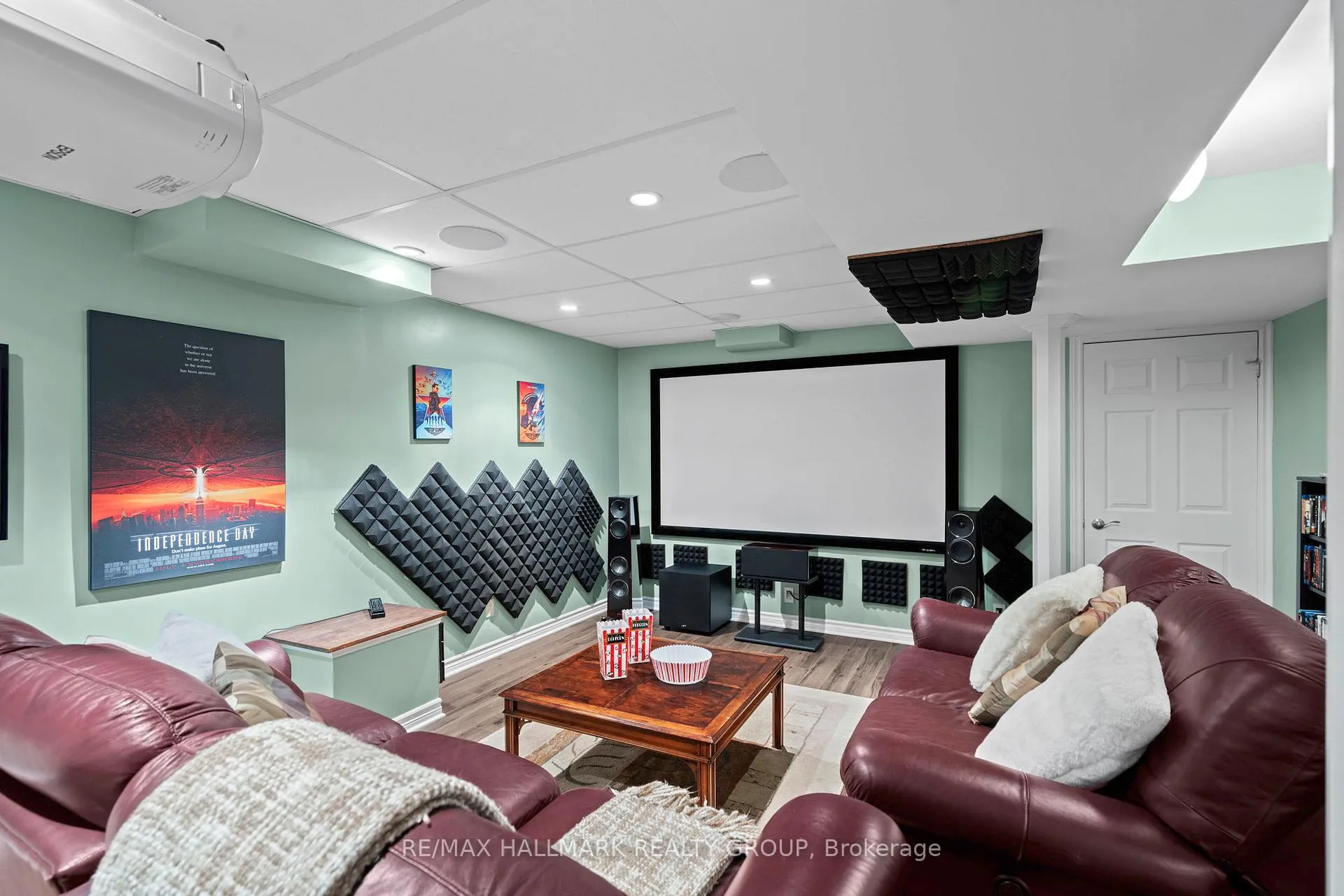 Photo 27 of 6068 Meadowglen Drive, Ottawa, Chapel Hill — HOMEH