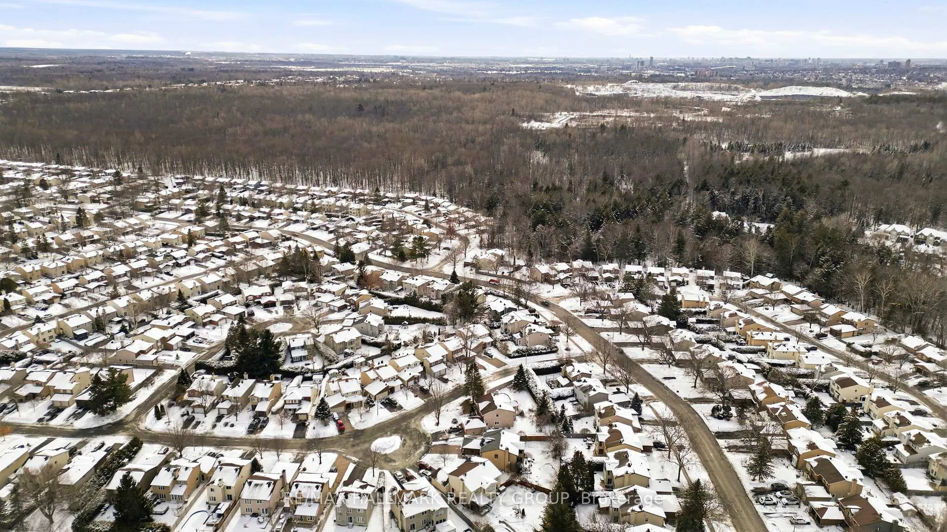 Photo 40 of 6068 Meadowglen Drive, Ottawa, Chapel Hill — HOMEH