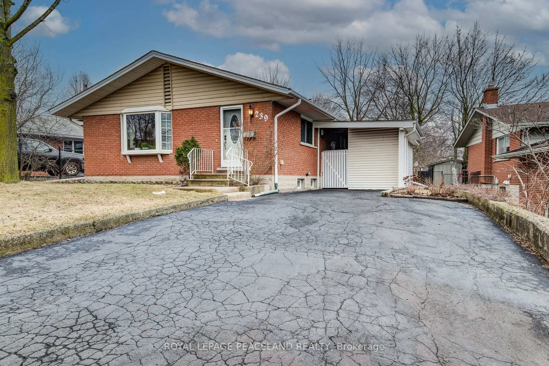 Photo 1 of 239 Winfield Avenue, Waterloo, Lincoln Heights — HOMEH