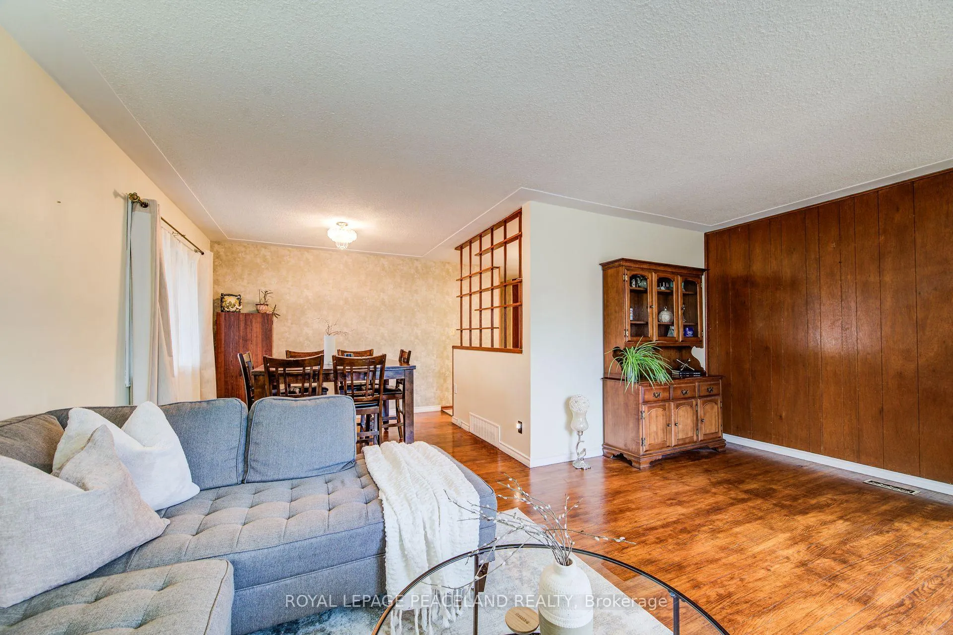 Photo 15 of 239 Winfield Avenue, Waterloo, Lincoln Heights — HOMEH