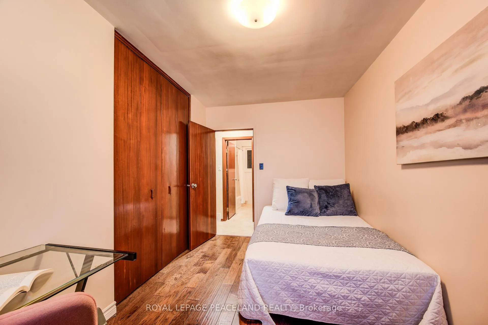 Photo 23 of 239 Winfield Avenue, Waterloo, Lincoln Heights — HOMEH
