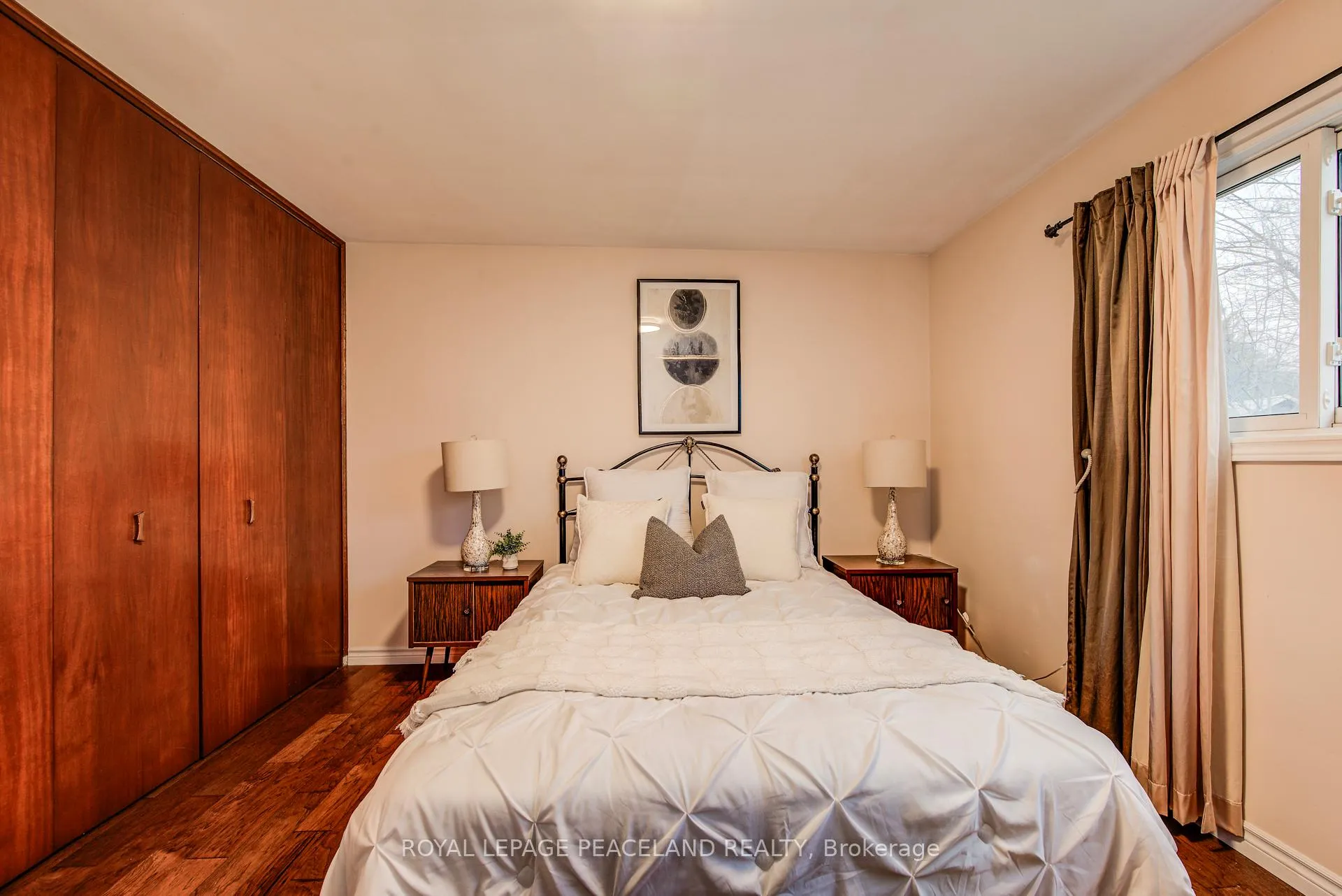 Photo 25 of 239 Winfield Avenue, Waterloo, Lincoln Heights — HOMEH