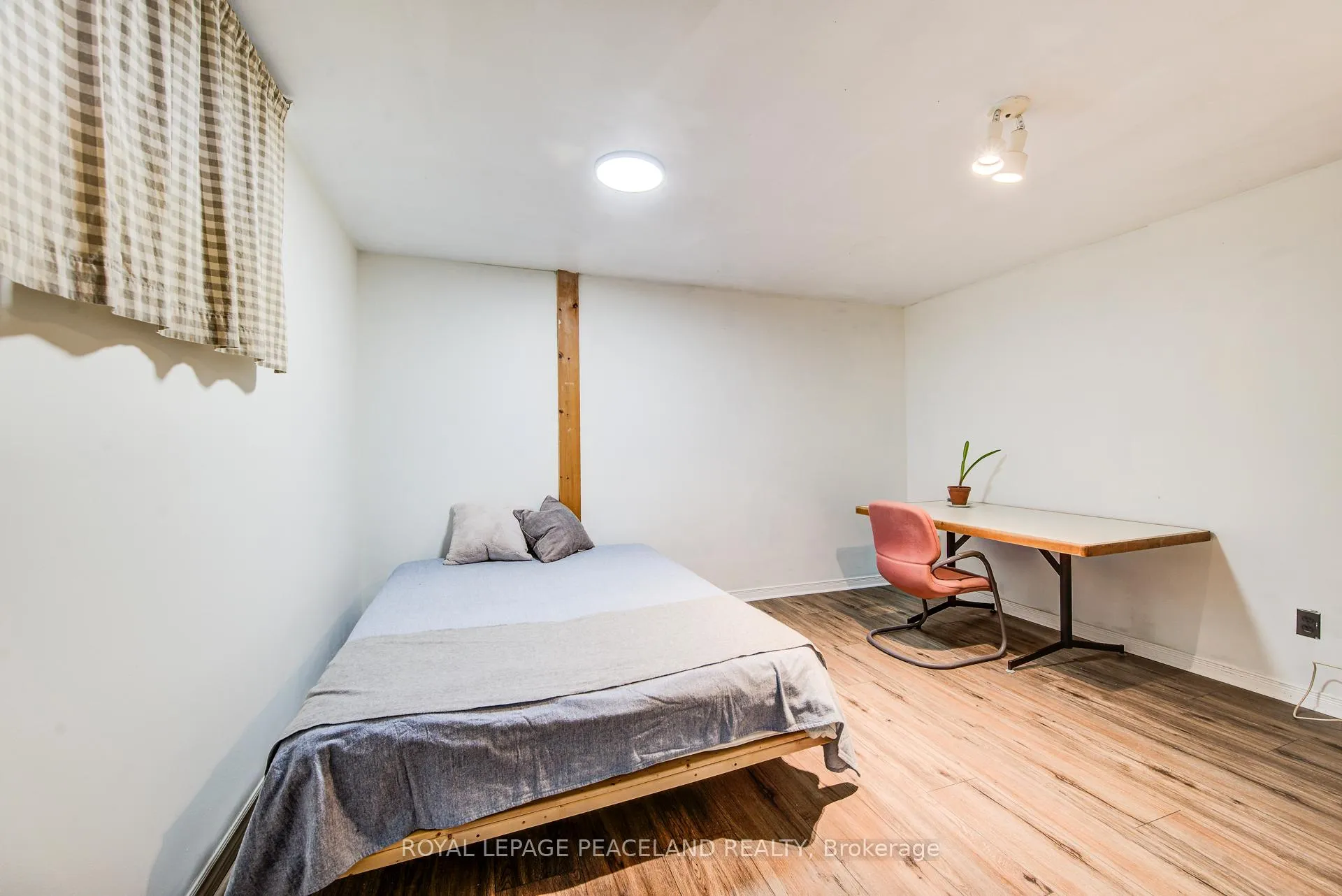 Photo 35 of 239 Winfield Avenue, Waterloo, Lincoln Heights — HOMEH