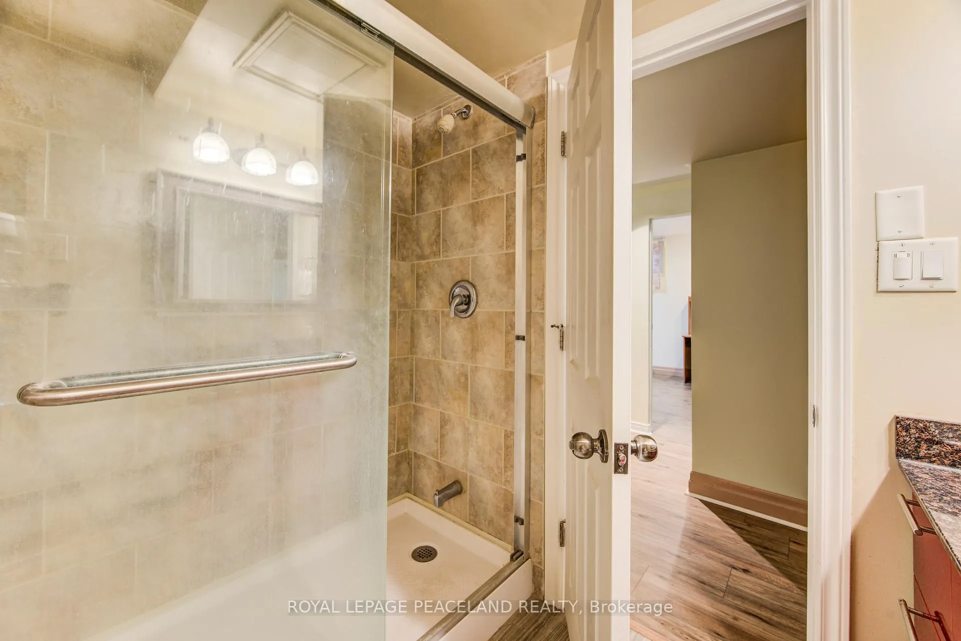 Photo 43 of 239 Winfield Avenue, Waterloo, Lincoln Heights — HOMEH