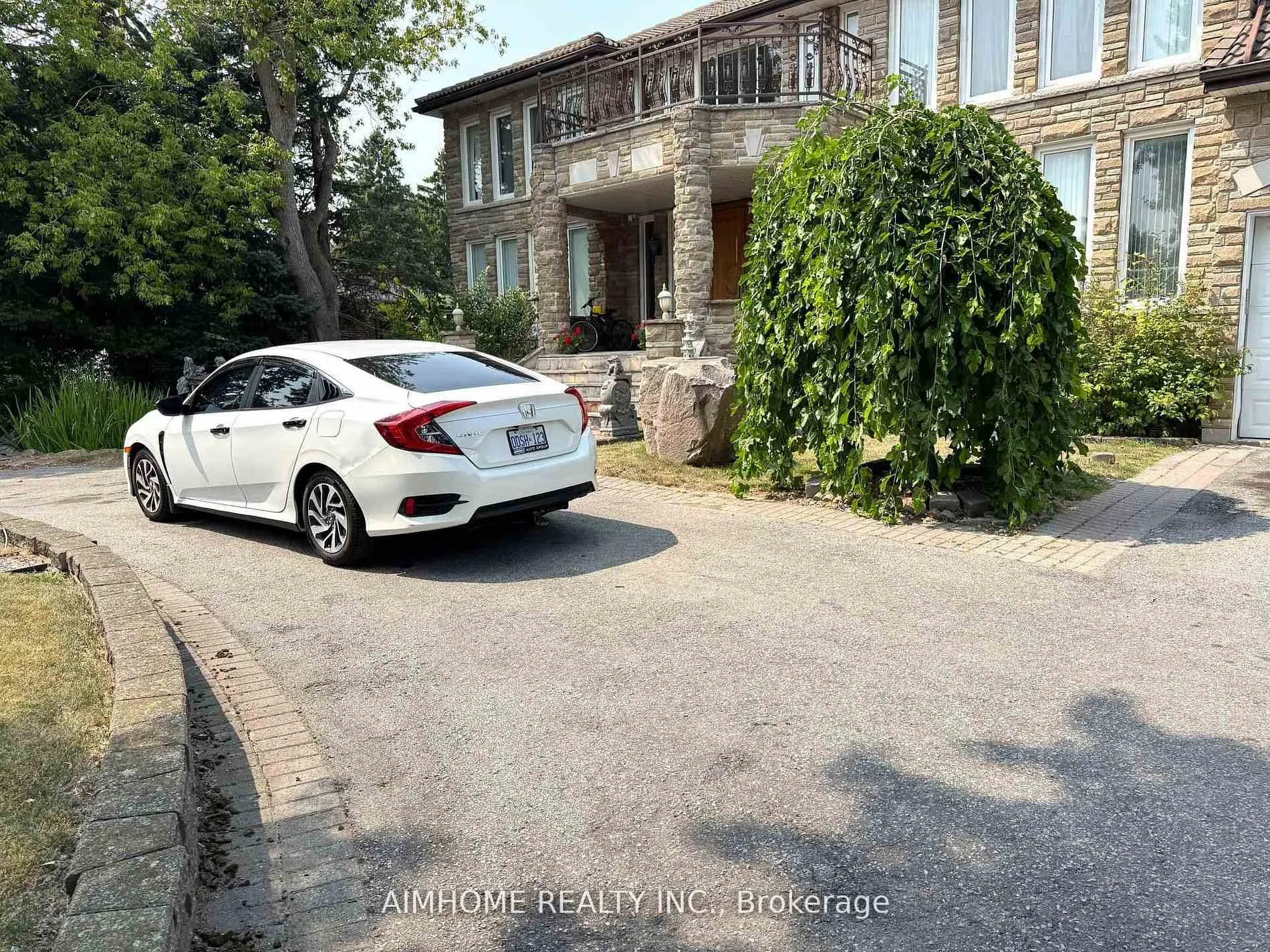 Photo 3 of 38 Lee (Basement) Avenue, Markham, Milliken Mills East — HOMEH