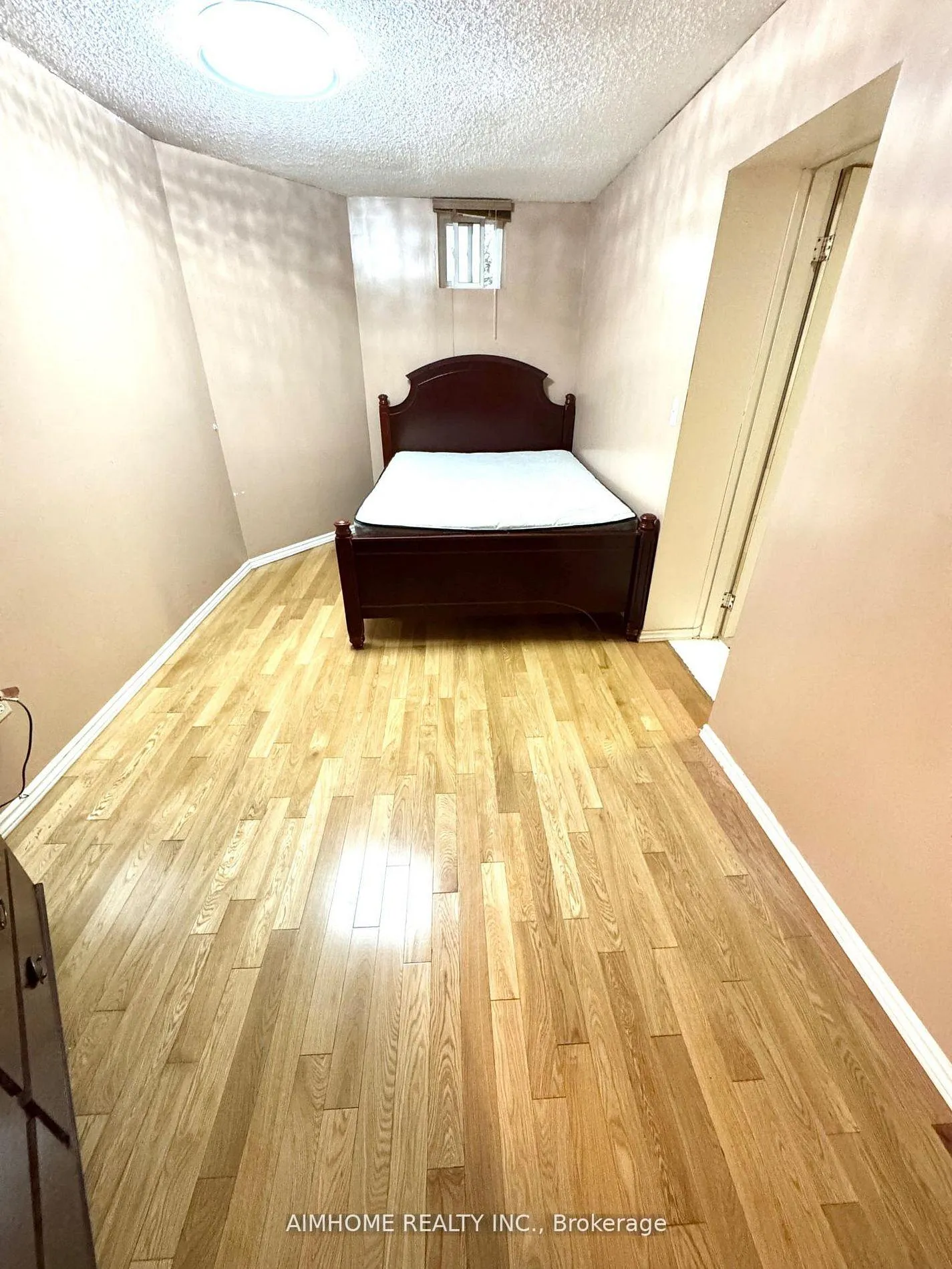 Photo 22 of 38 Lee (Basement) Avenue, Markham, Milliken Mills East — HOMEH