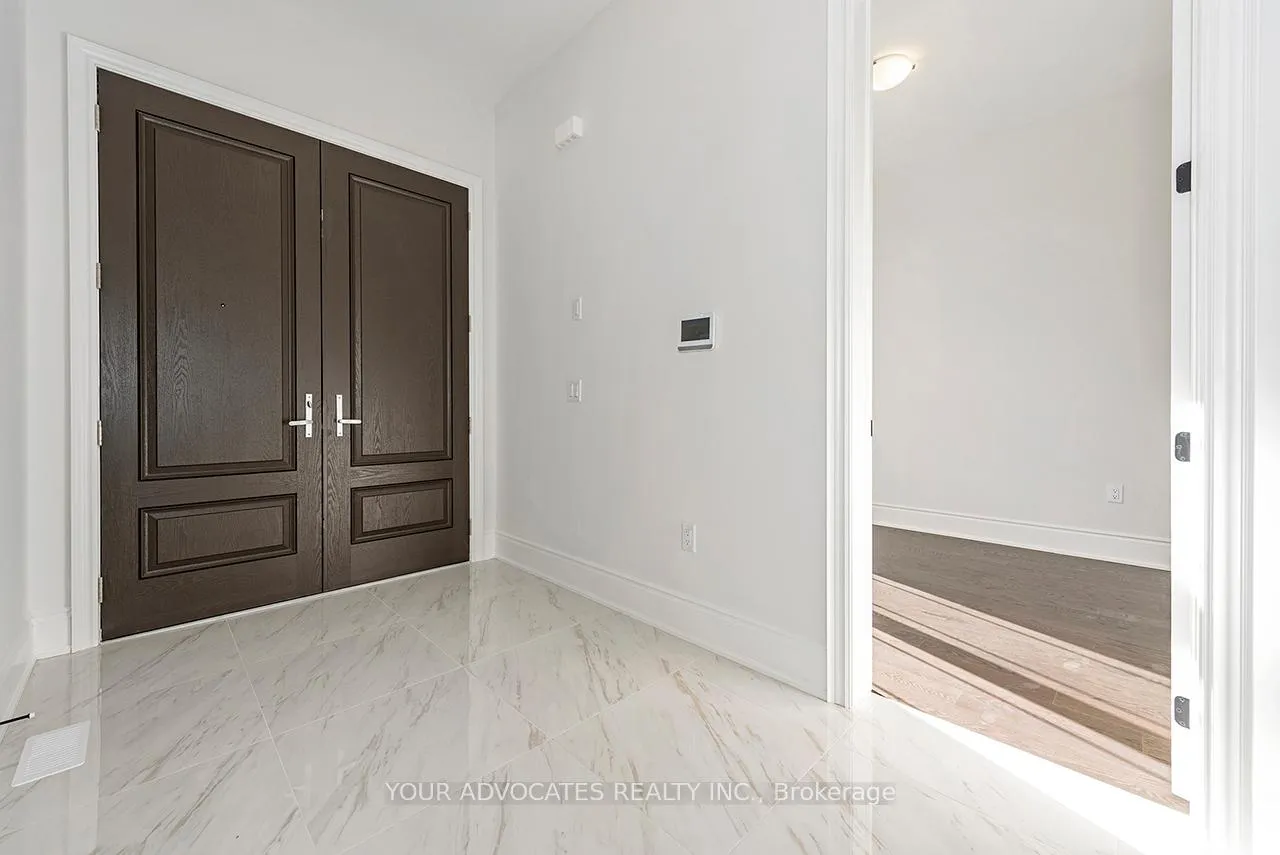 Photo 3 of 275 Ballantyne Boulevard, Vaughan, Vellore Village — HOMEH